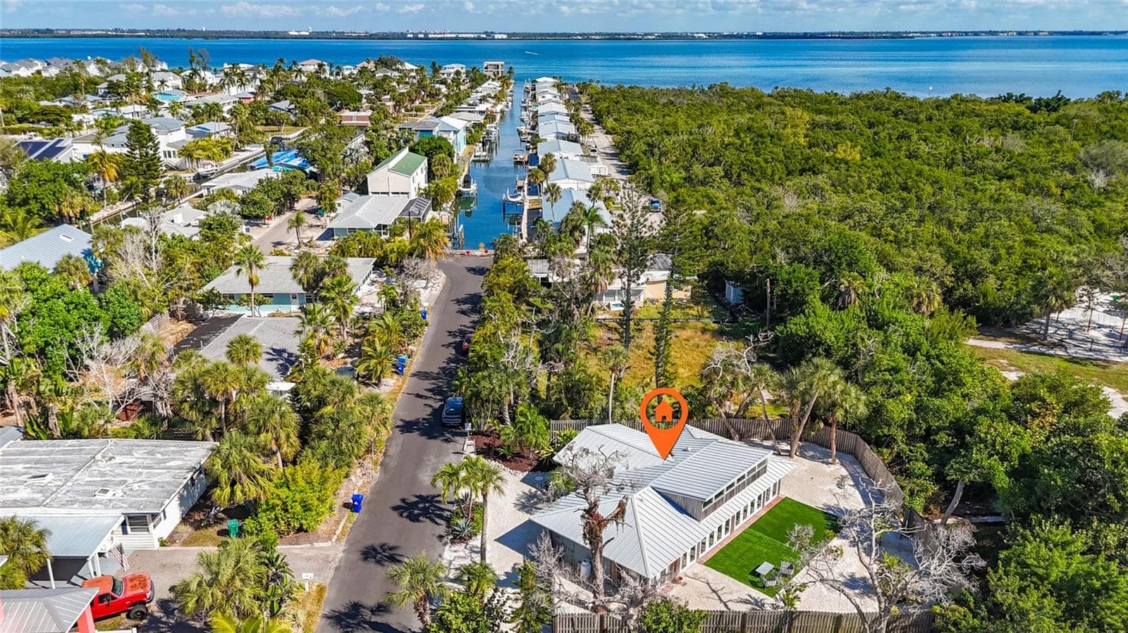 Single Family Residence at 624 SAINT JUDES DR, LONGBOAT KEY, photo 41 of 43