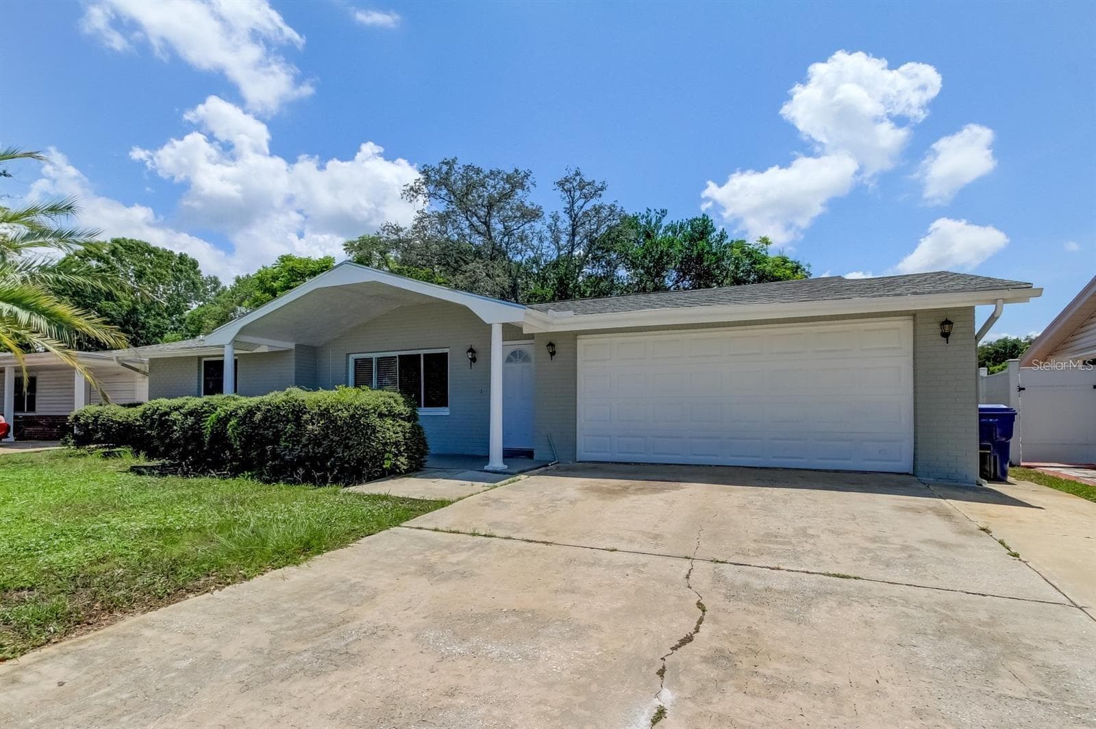 Single Family Residence at 7144 FAIRFAX DR, PORT RICHEY, photo 2 of 54