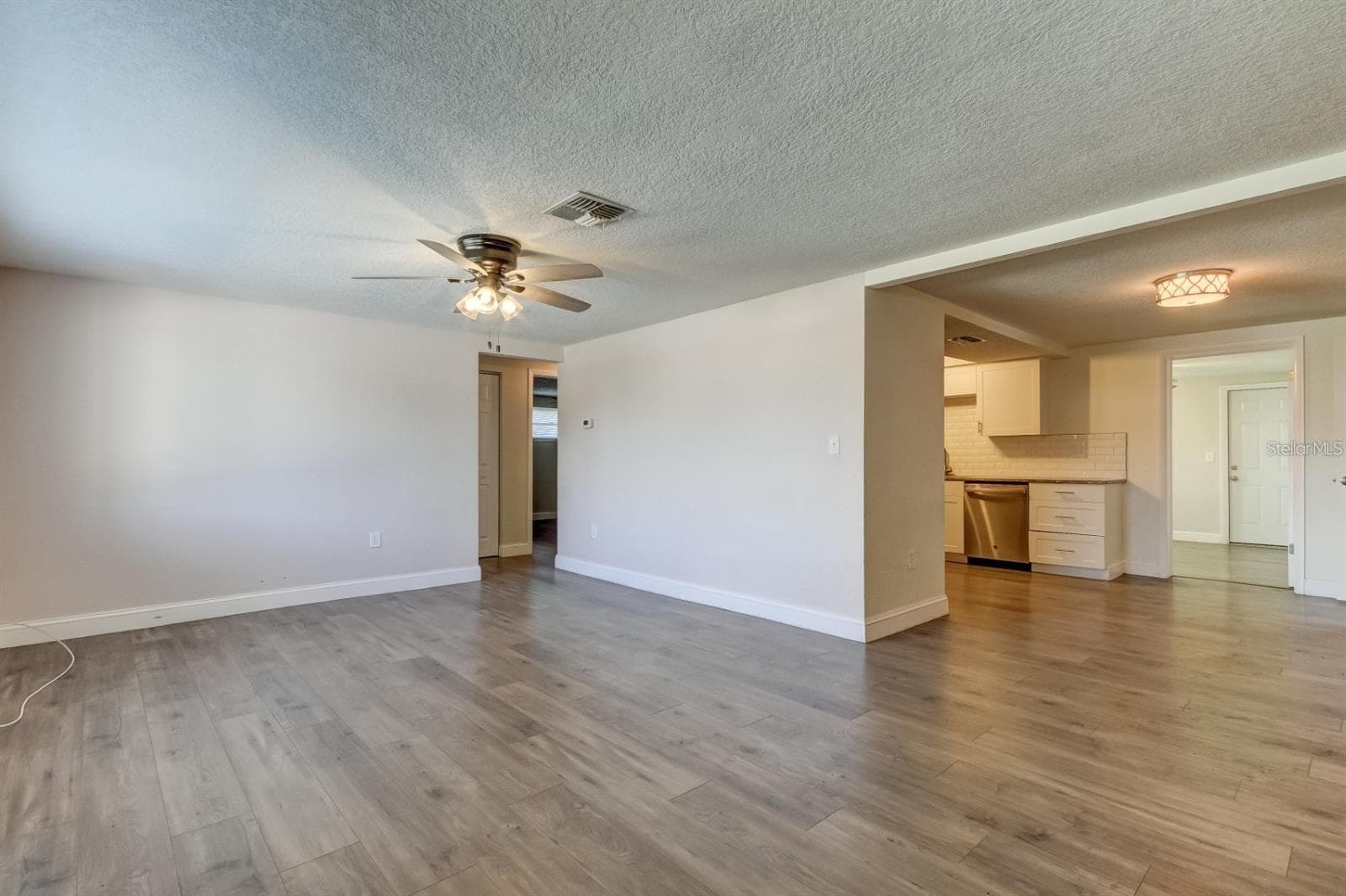 Single Family Residence at 7144 FAIRFAX DR, PORT RICHEY, photo 3 of 54