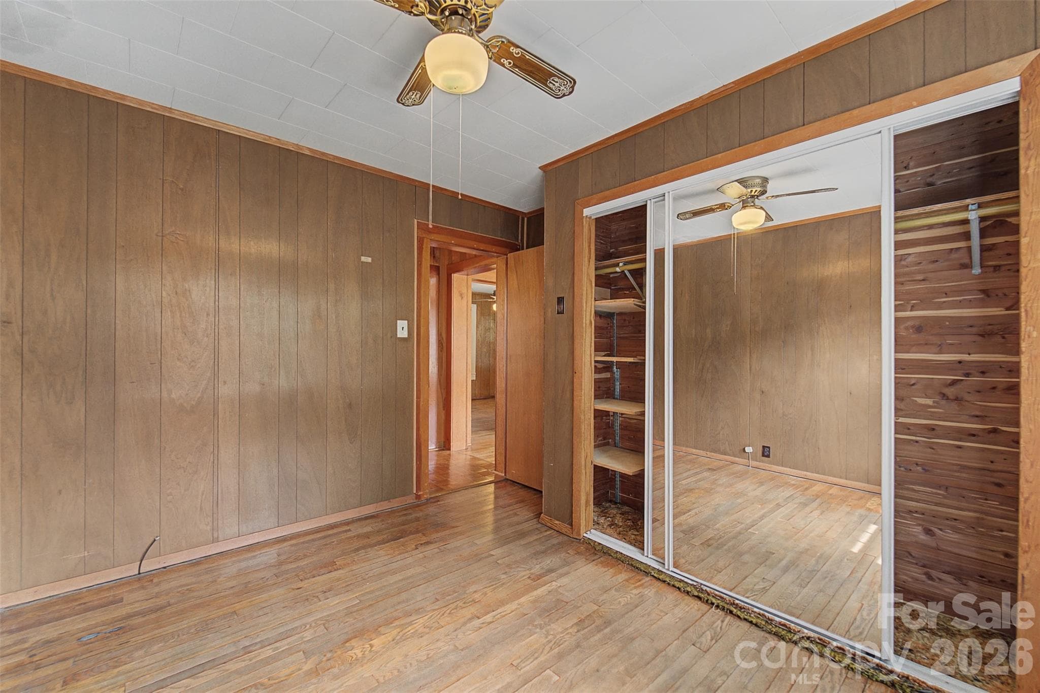 Single Family Residence at Sylva, photo 9 of 47