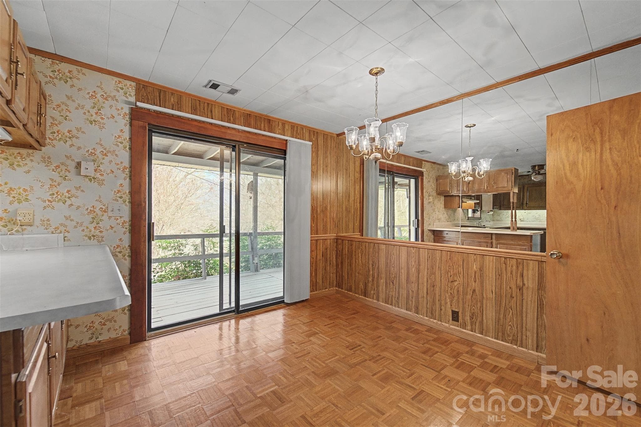 Single Family Residence at Sylva, photo 13 of 47