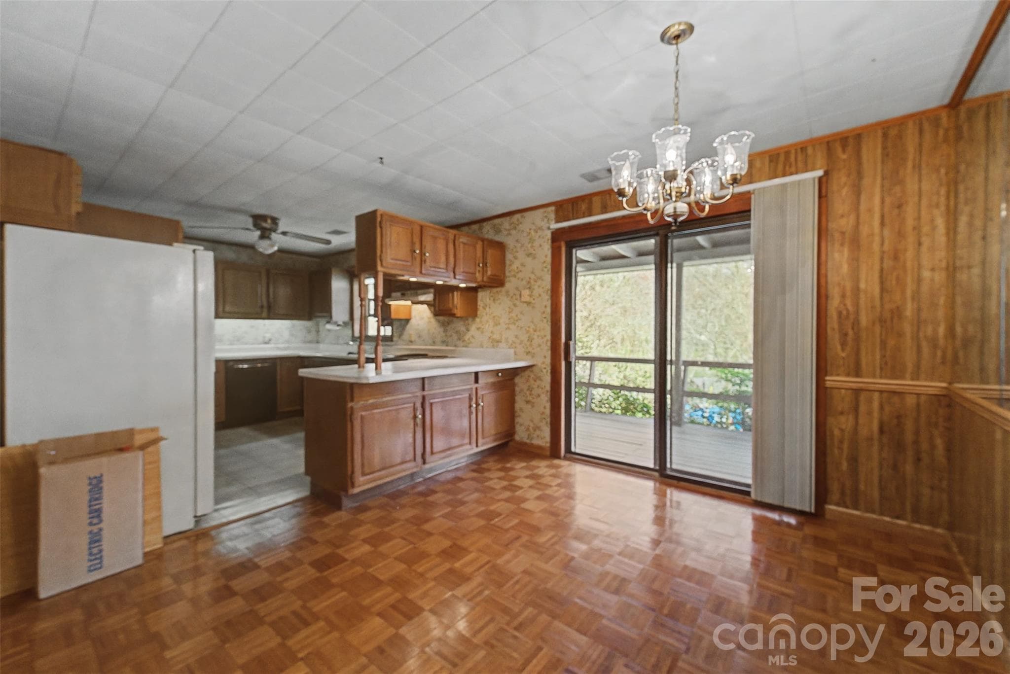 Single Family Residence at Sylva, photo 14 of 47