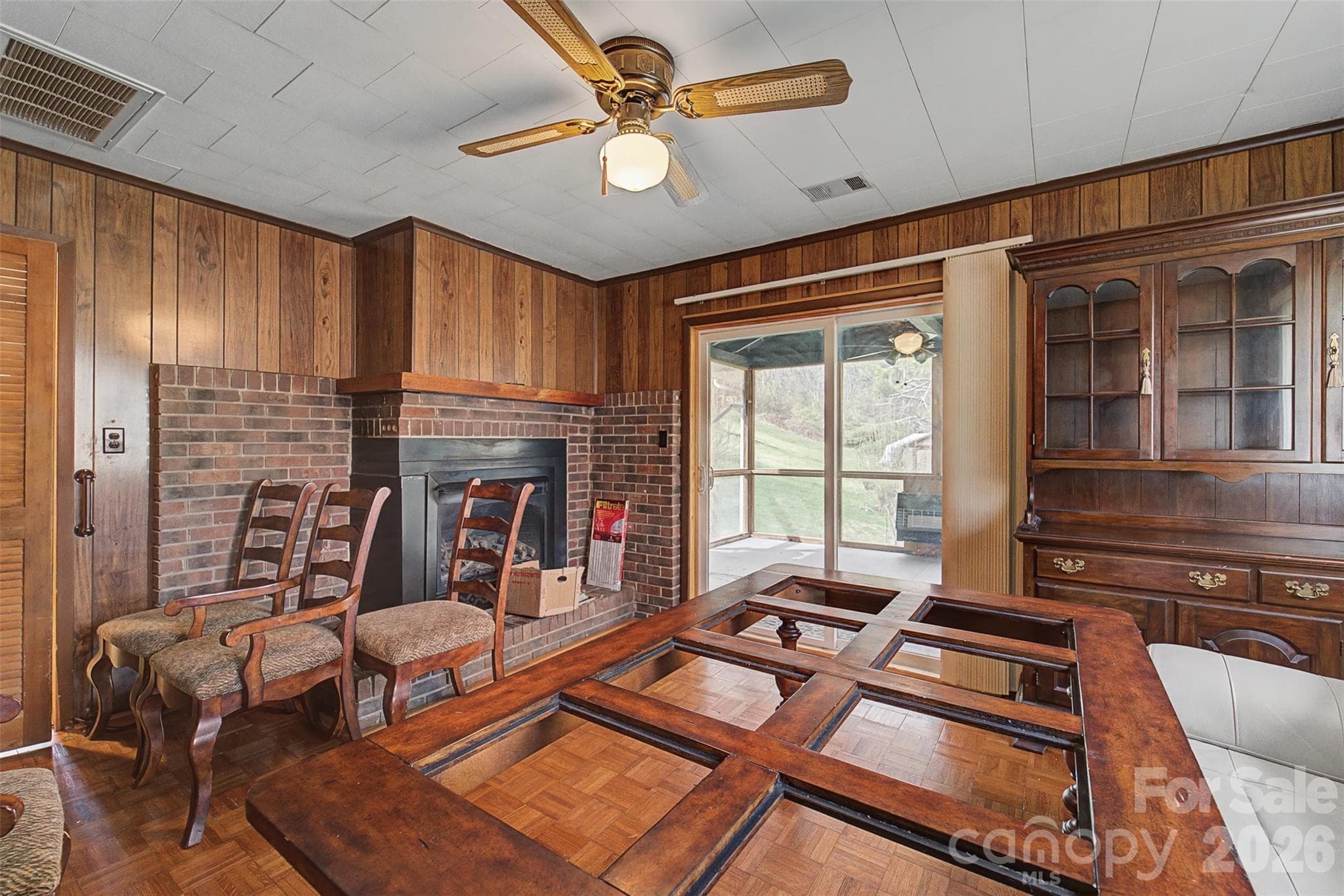 Single Family Residence at Sylva, photo 20 of 47