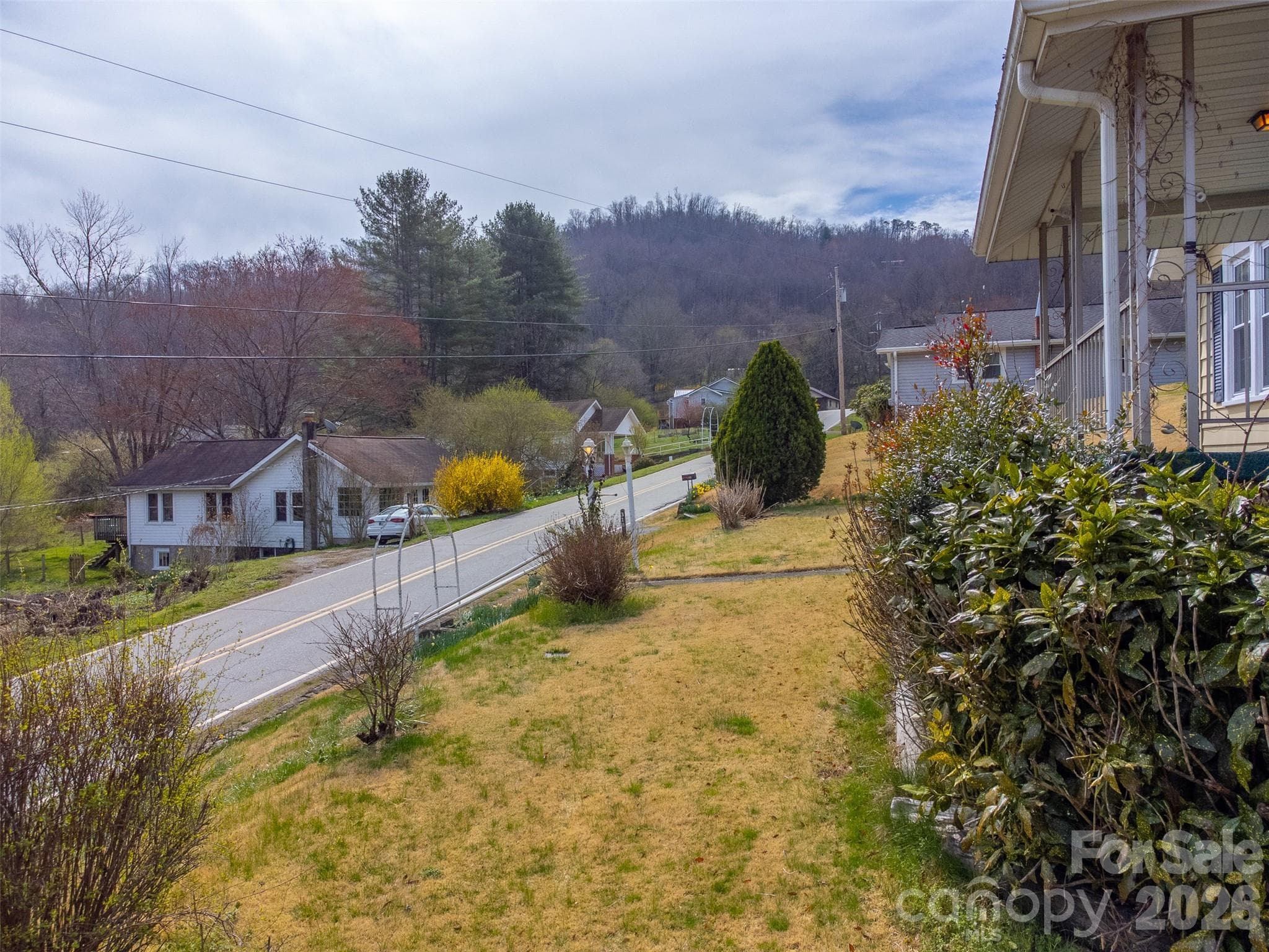 Single Family Residence at Sylva, photo 29 of 47