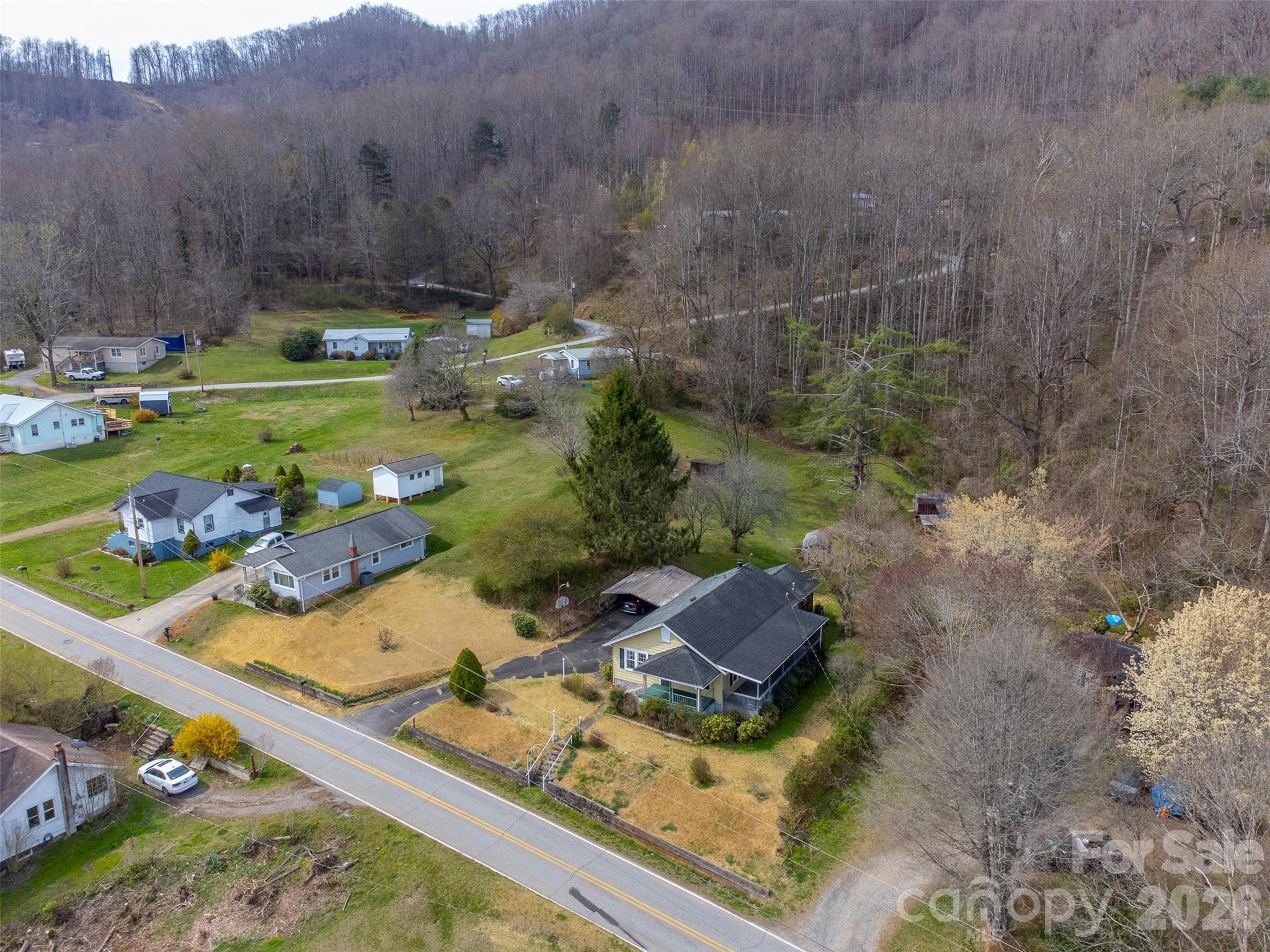 Single Family Residence at Sylva, photo 31 of 47