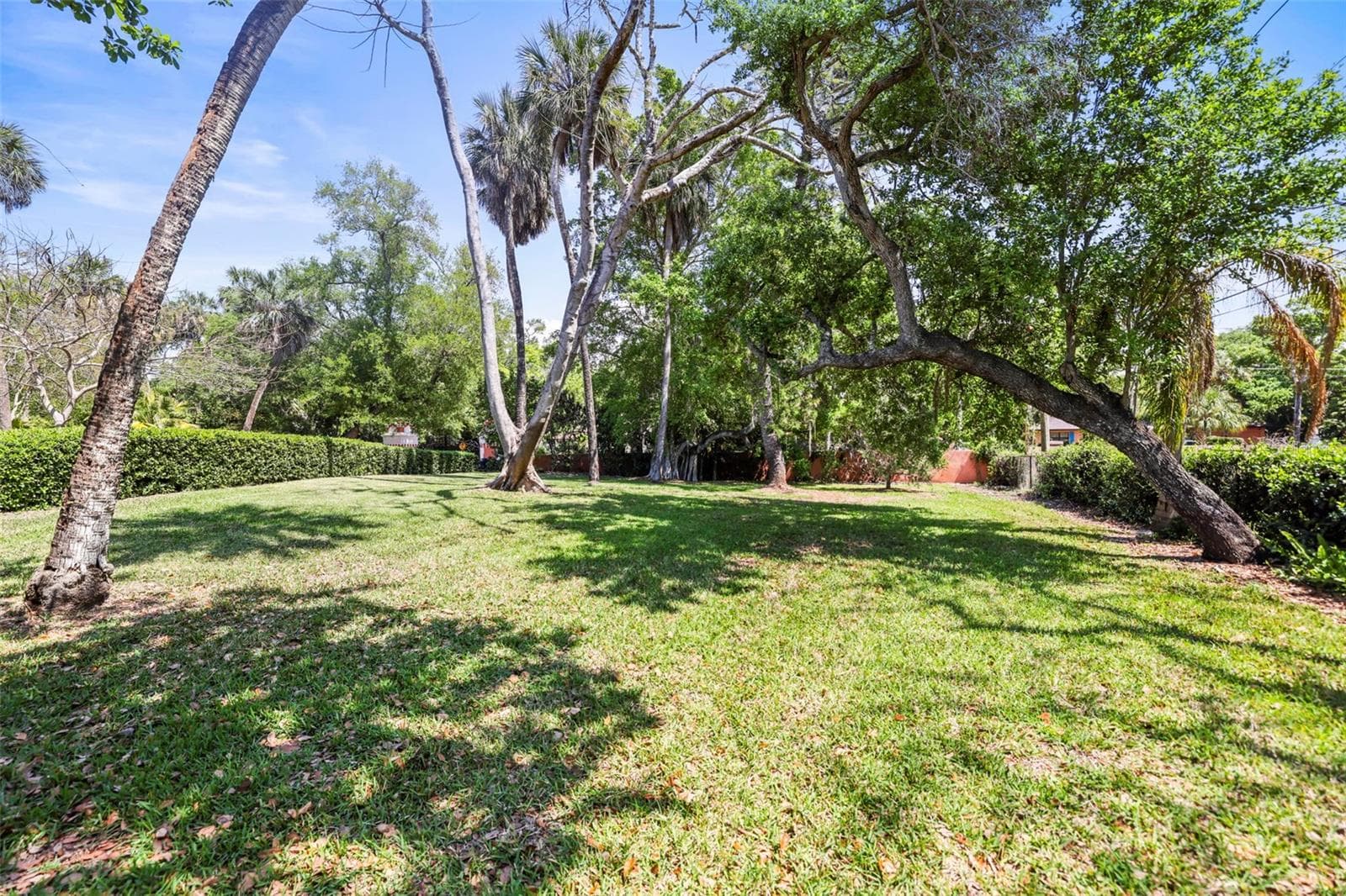Single Family Residence at 1600 PARK ST N, ST PETERSBURG, photo 76 of 82