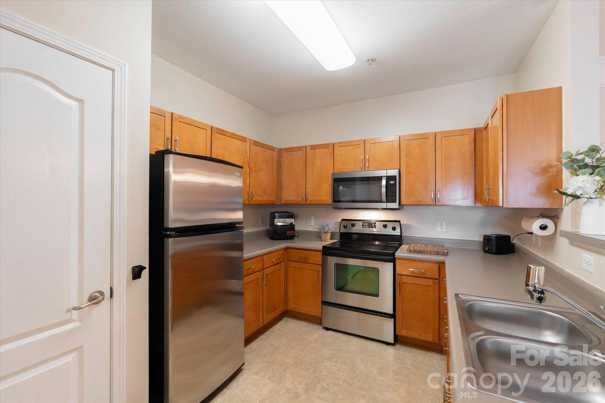 Condominium at 233 Appeldoorn Circle, Asheville, photo 5 of 24