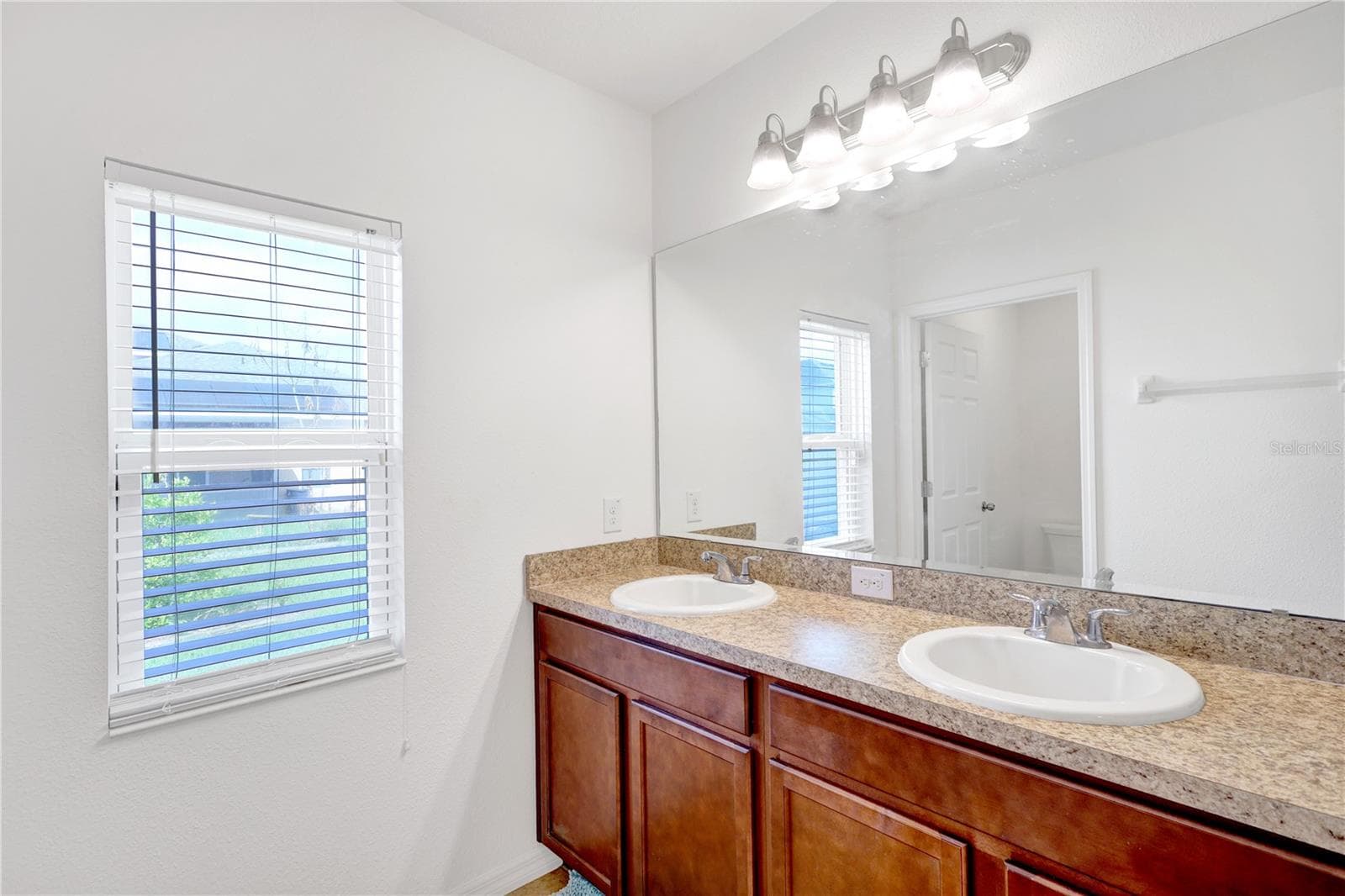 Single Family Residence at 4817 MARCOS CIR, KISSIMMEE, photo 11 of 27