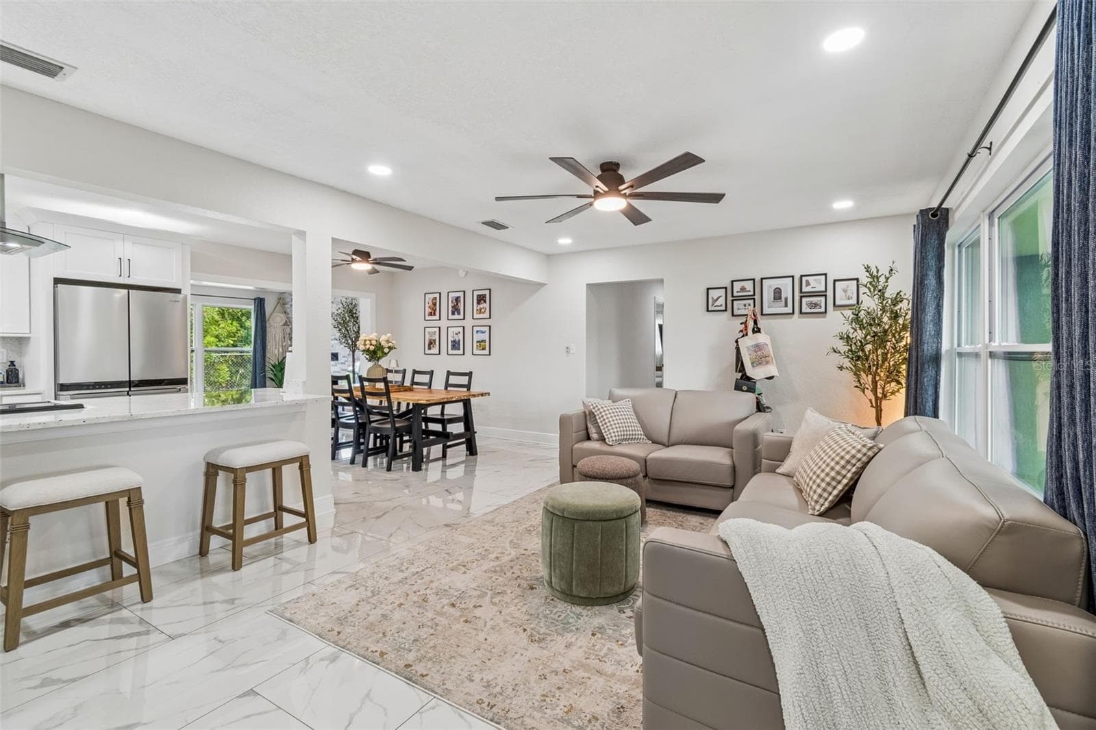 Single Family Residence at 1618 BARRY RD, CLEARWATER, photo 6 of 55