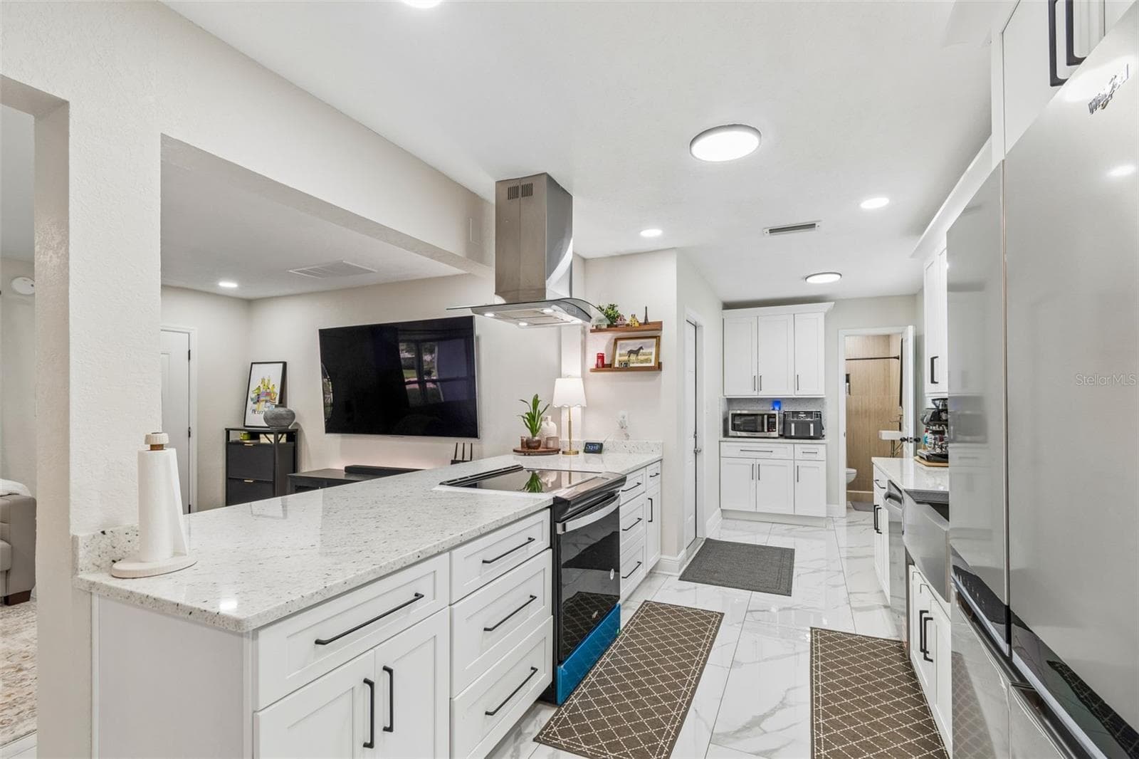 Single Family Residence at 1618 BARRY RD, CLEARWATER, photo 15 of 55