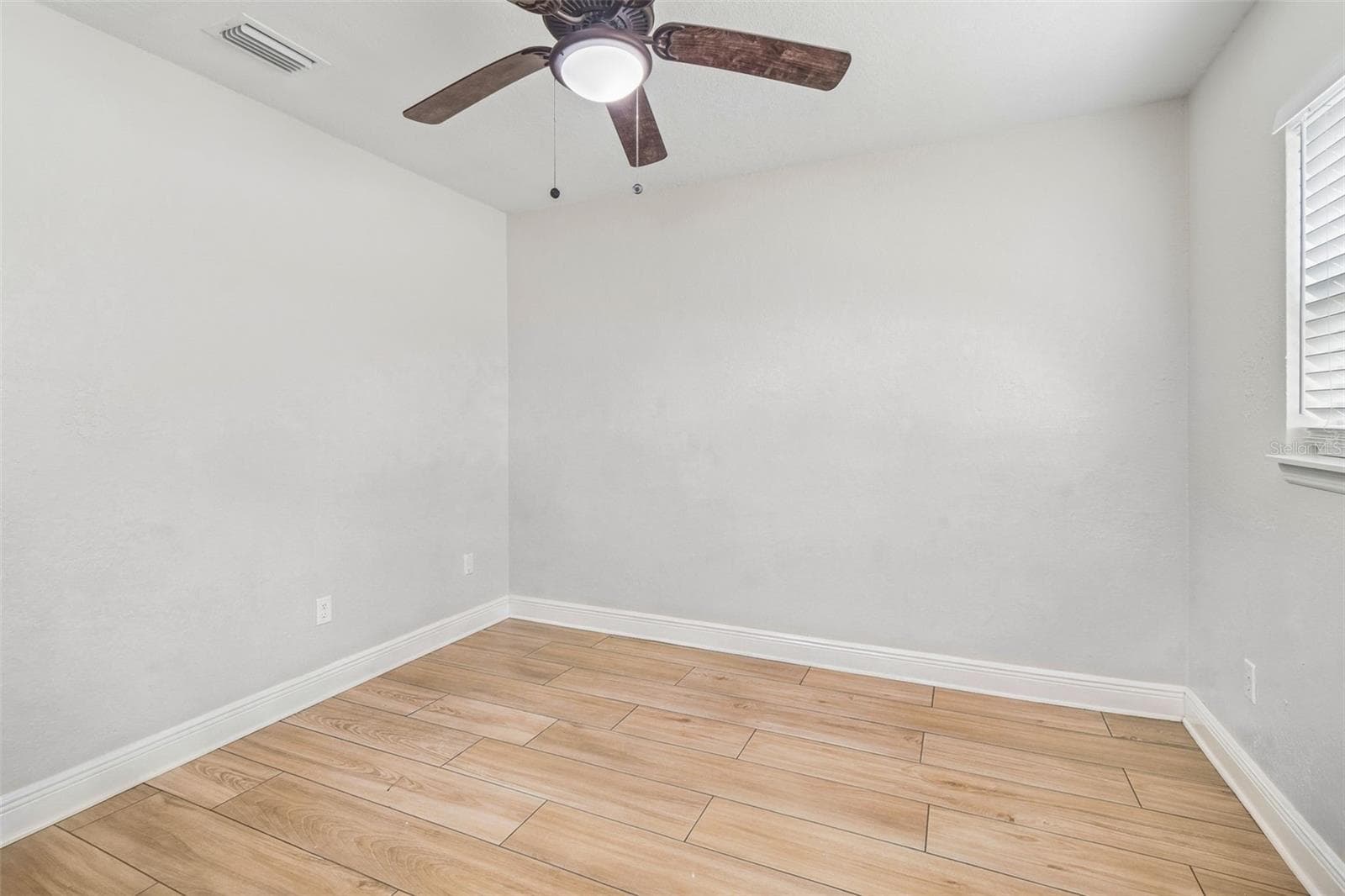 Single Family Residence at 1618 BARRY RD, CLEARWATER, photo 31 of 55