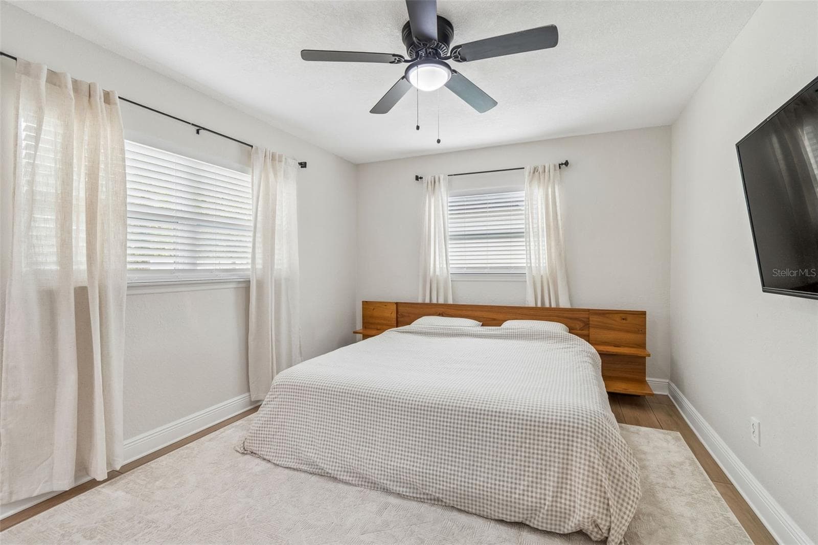 Single Family Residence at 1618 BARRY RD, CLEARWATER, photo 40 of 55