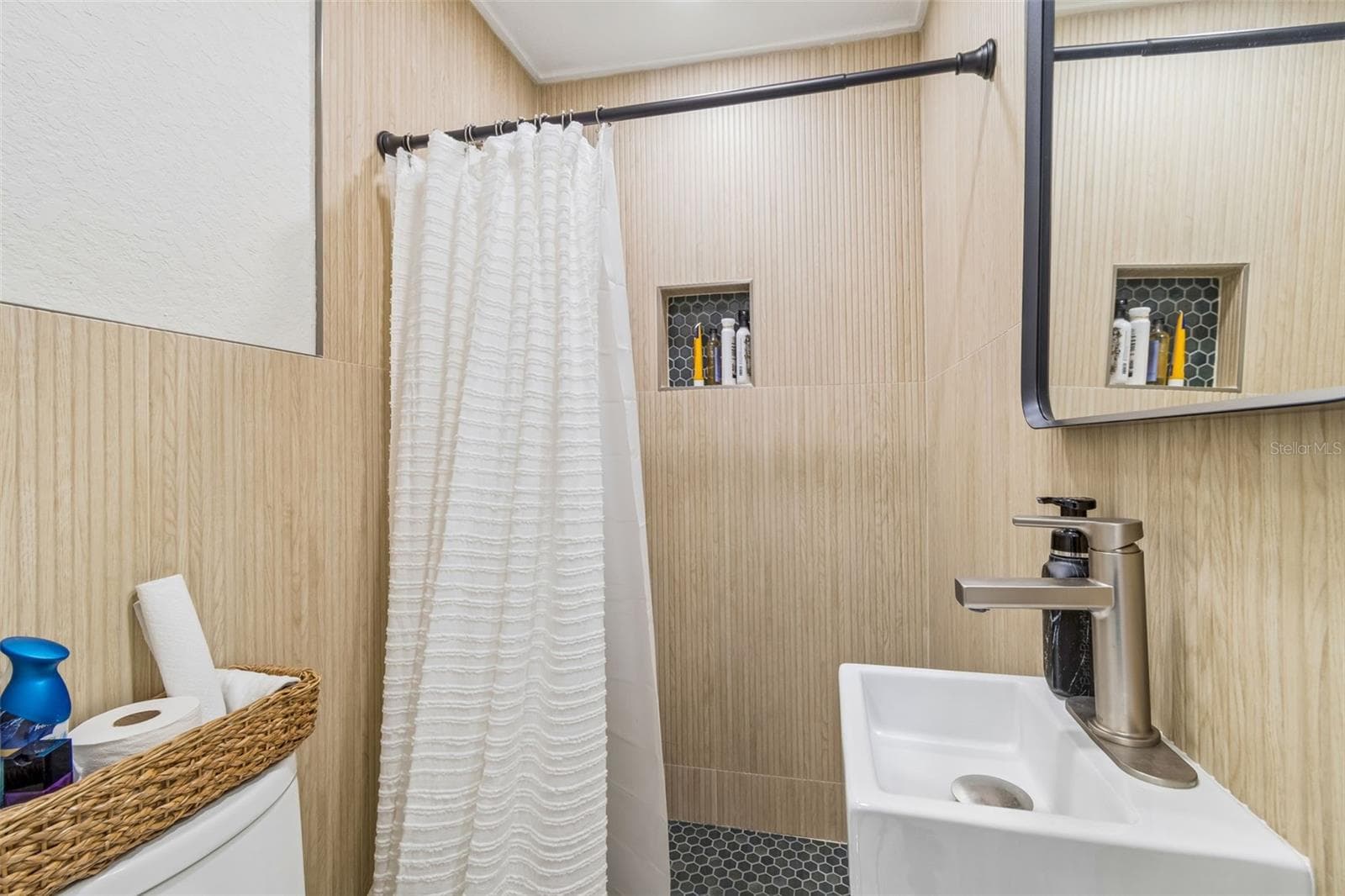 Single Family Residence at 1618 BARRY RD, CLEARWATER, photo 50 of 55
