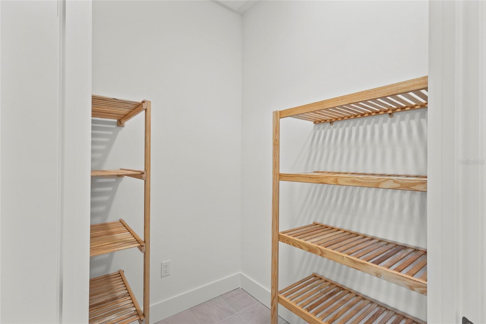 Extra storage room on the 2nd level - 217 S SHADE AVE, SARASOTA