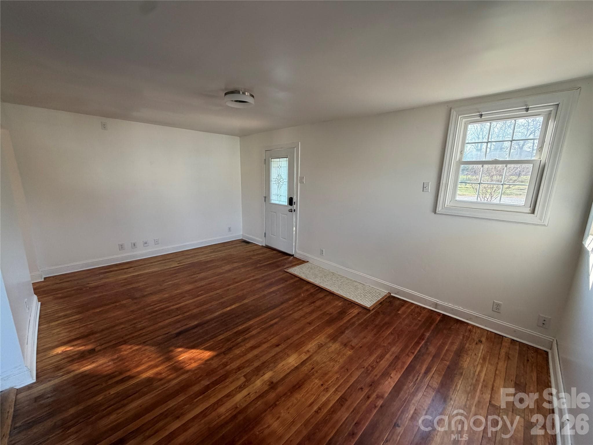 Living room - Morganton