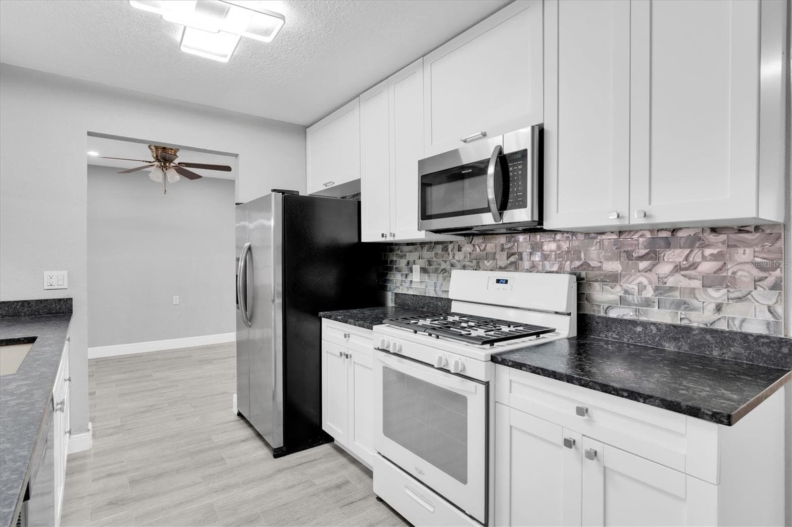 Kitchen - 5619 DENVER ST NE, ST PETERSBURG