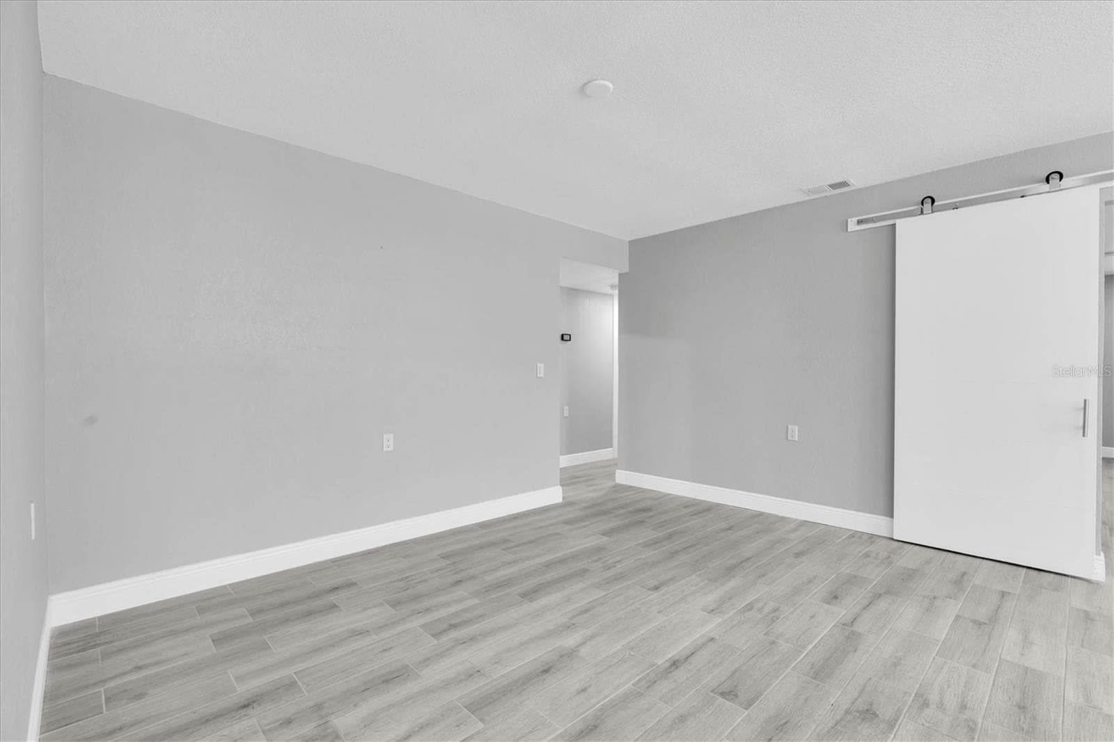 Single Family Residence at 5619 DENVER ST NE, ST PETERSBURG, photo 33 of 51