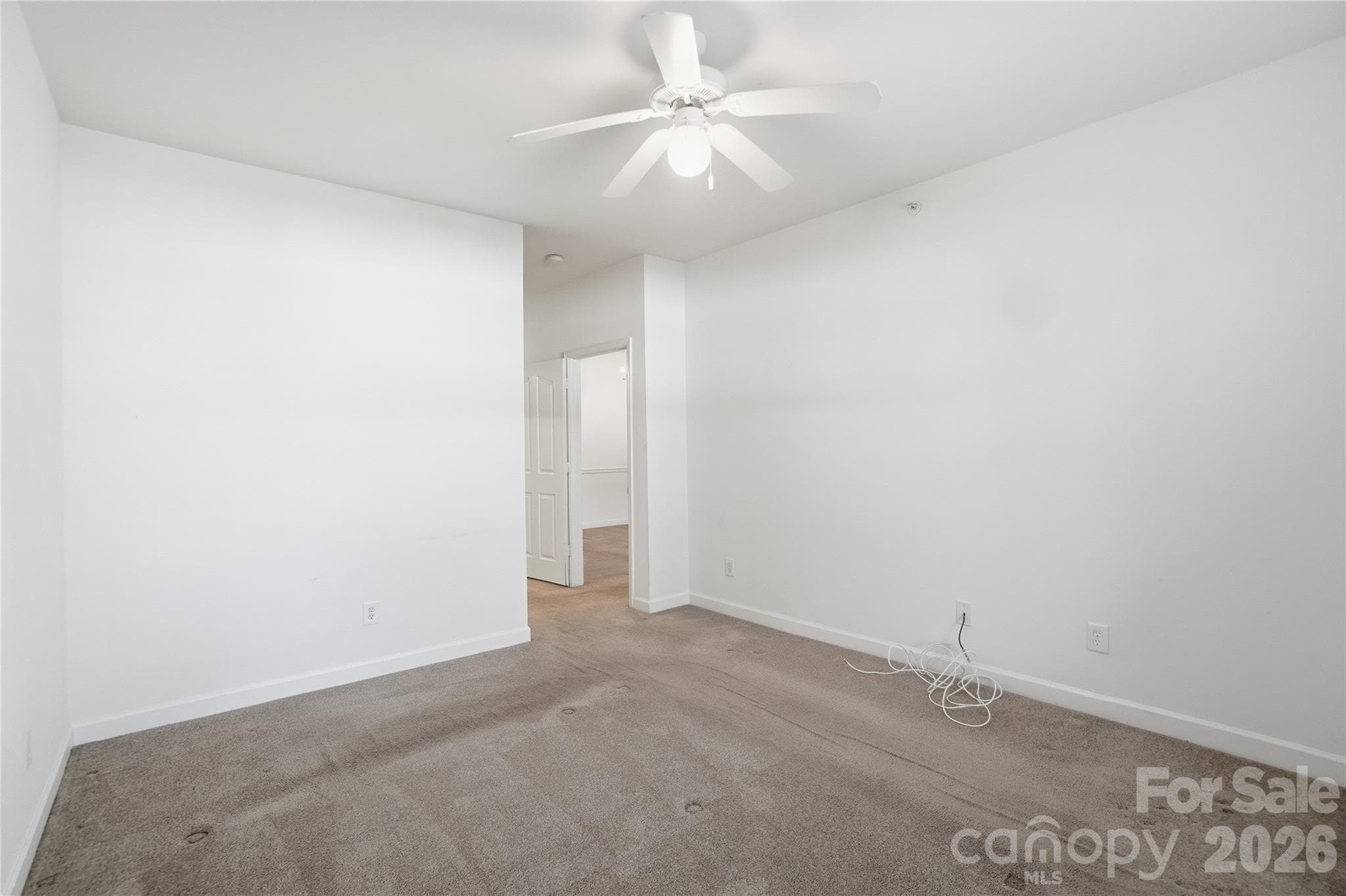 Condominium at 16742 Amberside Road E, Cornelius, photo 16 of 23