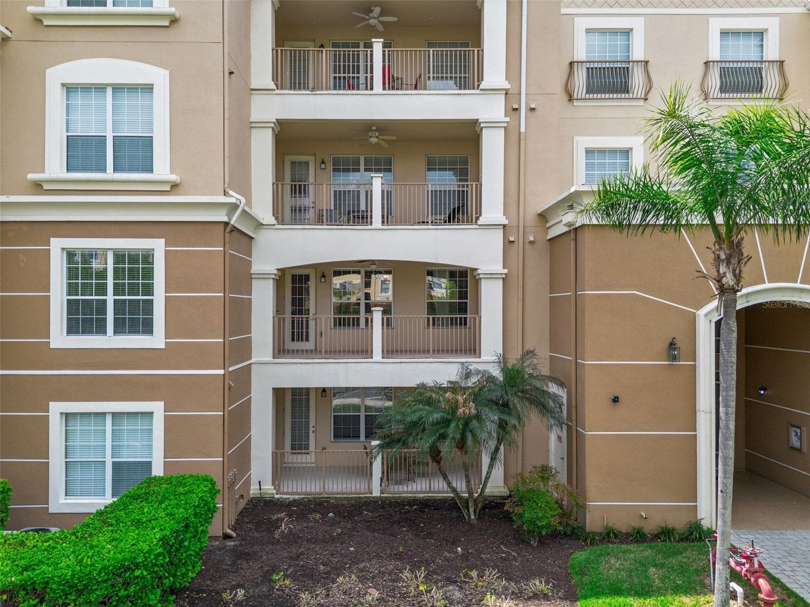 Condominium at 4816 CAYVIEW AVE #201, ORLANDO, photo 4 of 52