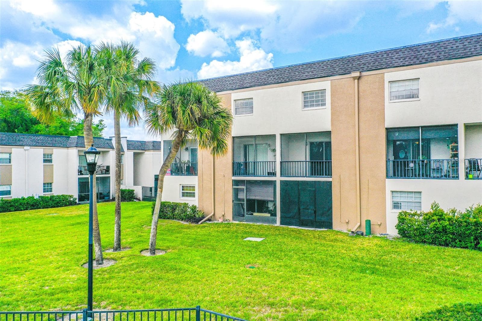 Condominium at 709 RUSSELL LN #222, BRANDON, photo 13 of 18