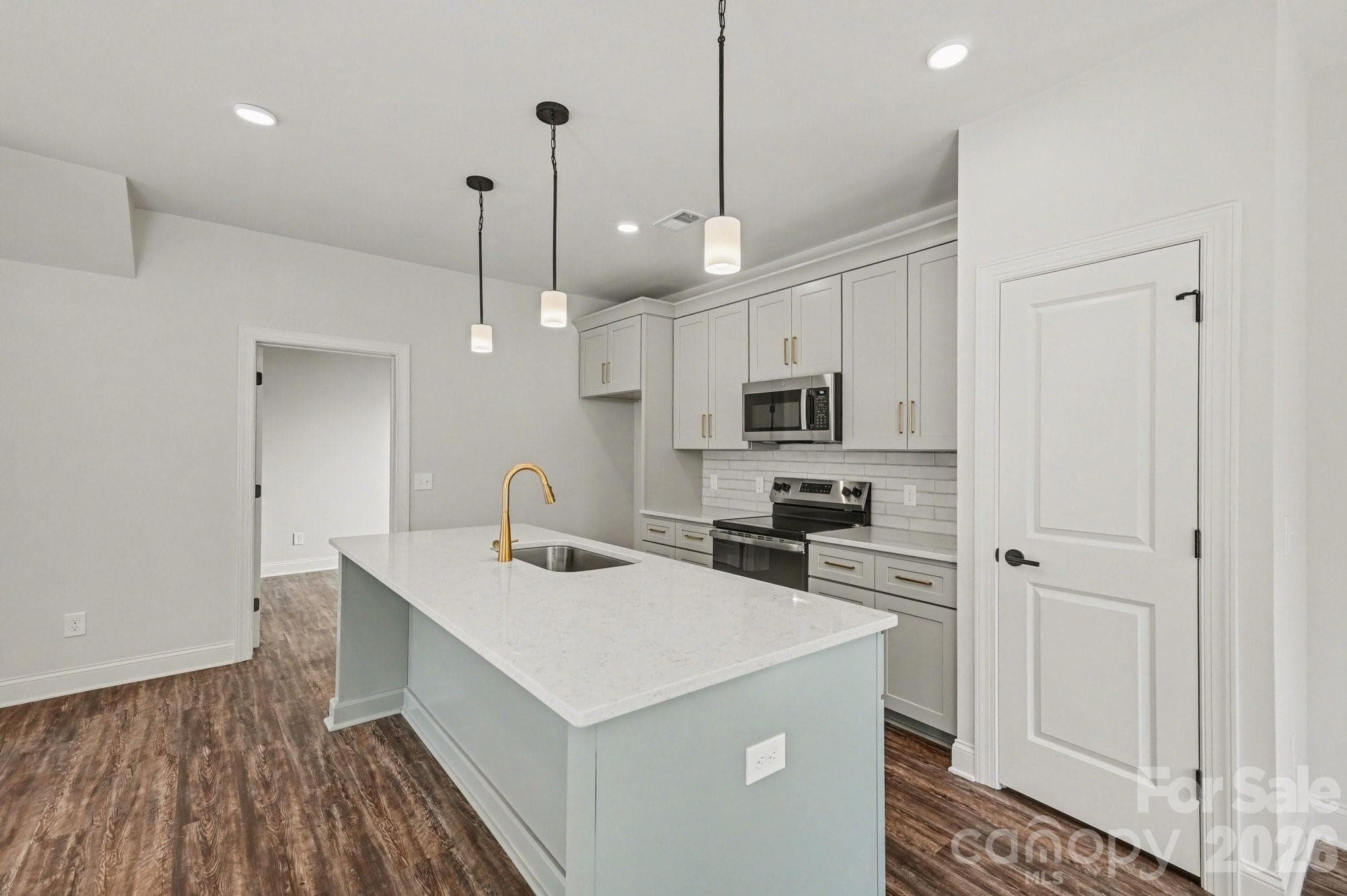Single Family Residence at Mooresville, photo 5 of 24