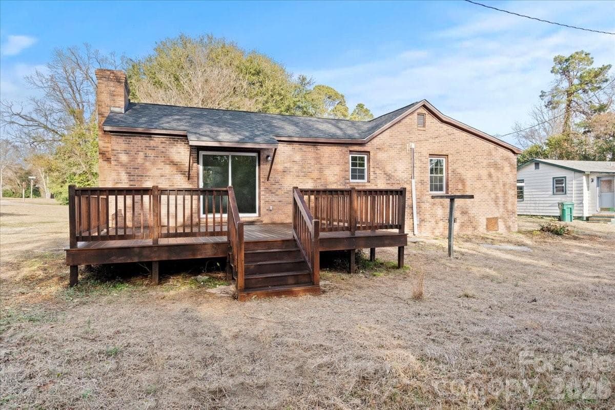 Single Family Residence at none, Cheraw, photo 2 of 36