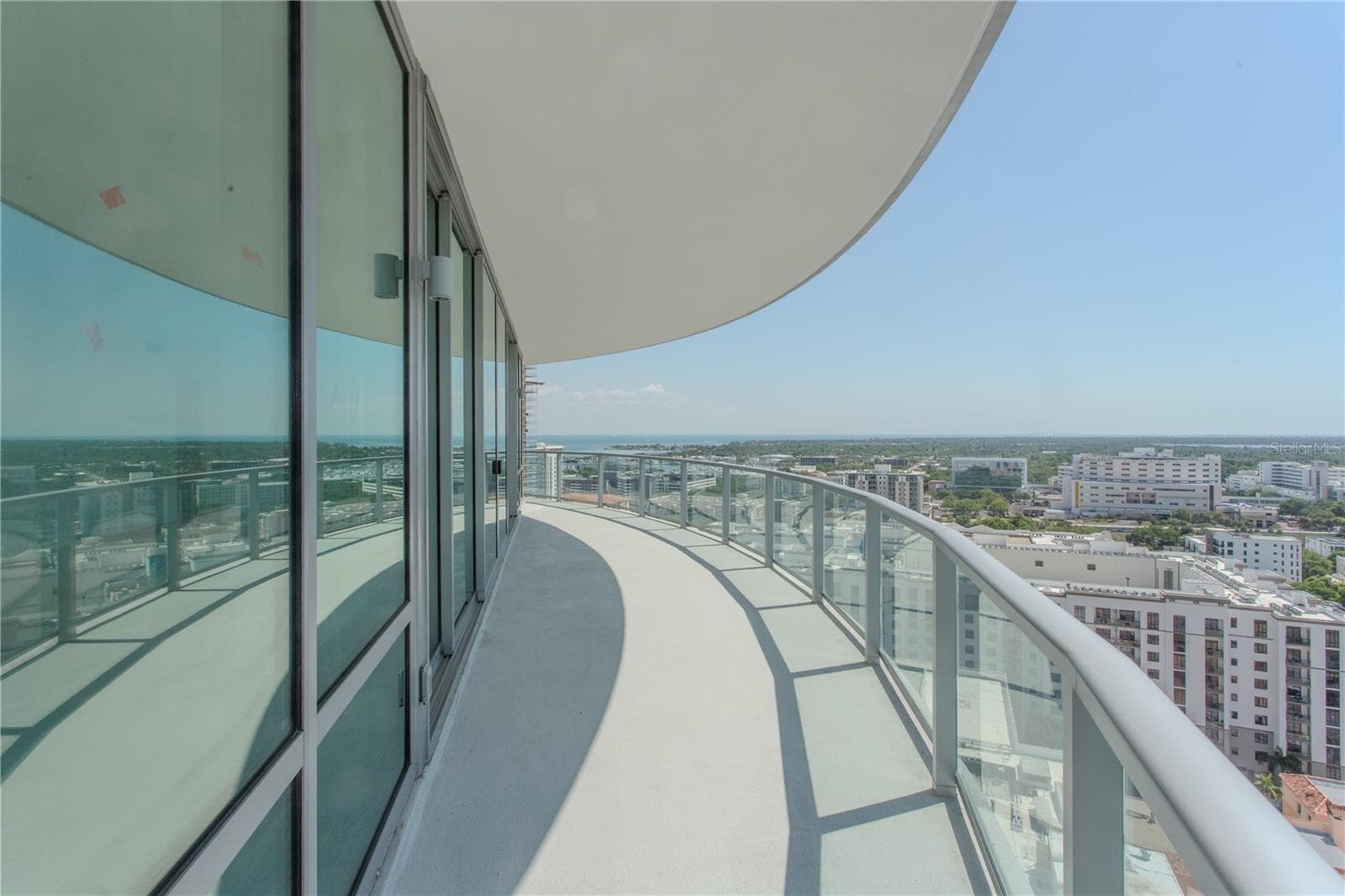 Condominium at 400 CENTRAL AVE #2001, ST PETERSBURG, photo 18 of 46