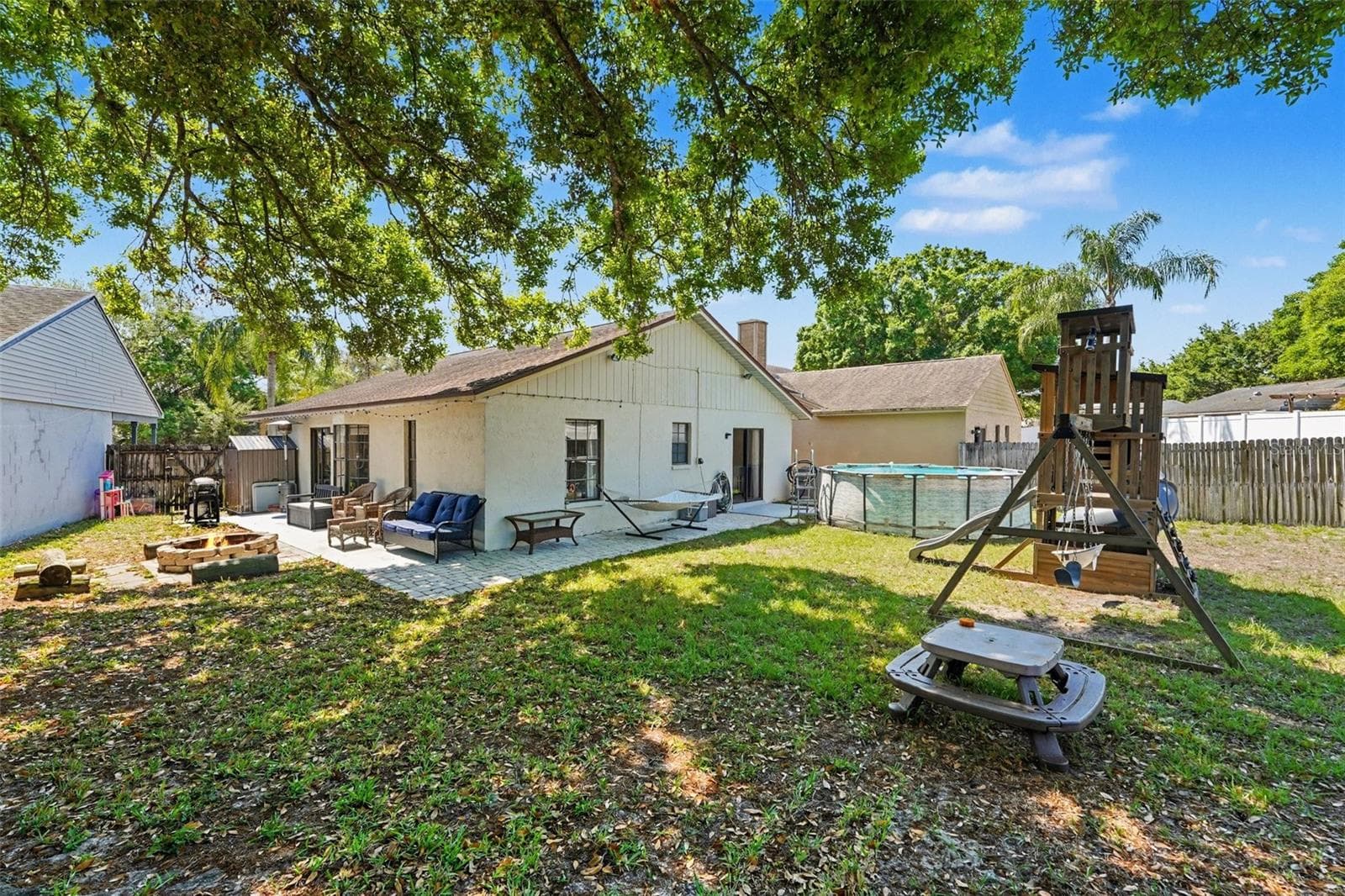 Single Family Residence at 516 SHERIDAN DR, PALM HARBOR, photo 17 of 21