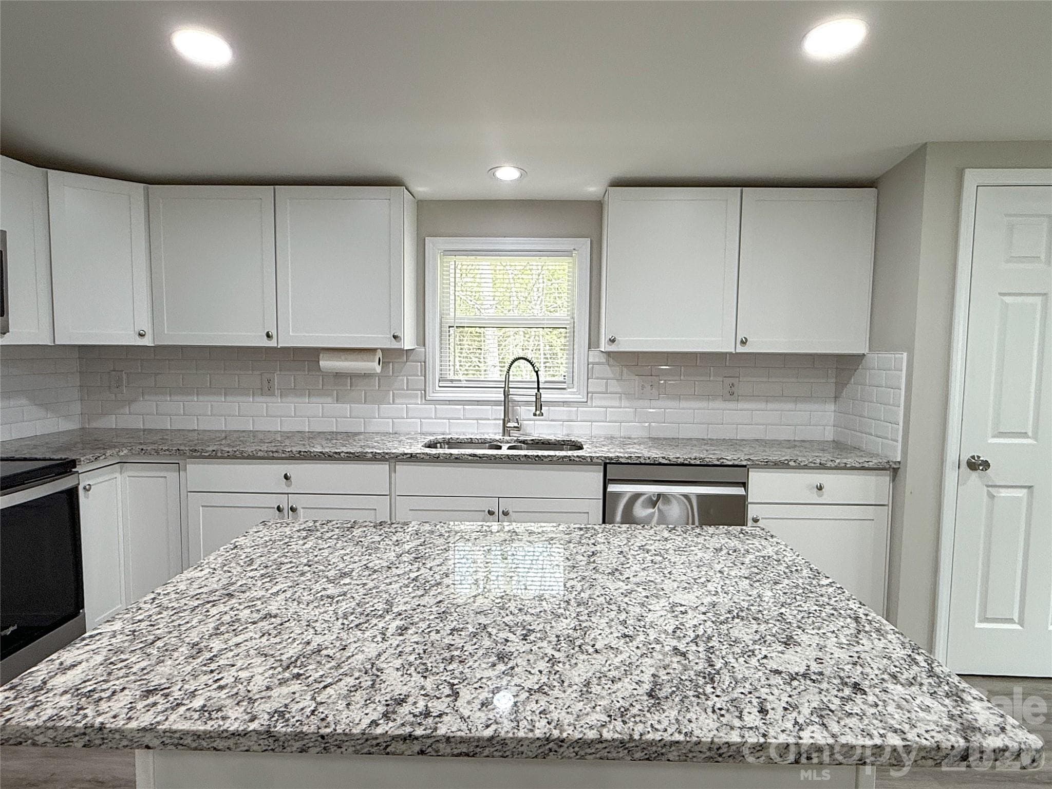 Single Family Residence at 1332 Poplar Glen Drive, Kannapolis, photo 15 of 19