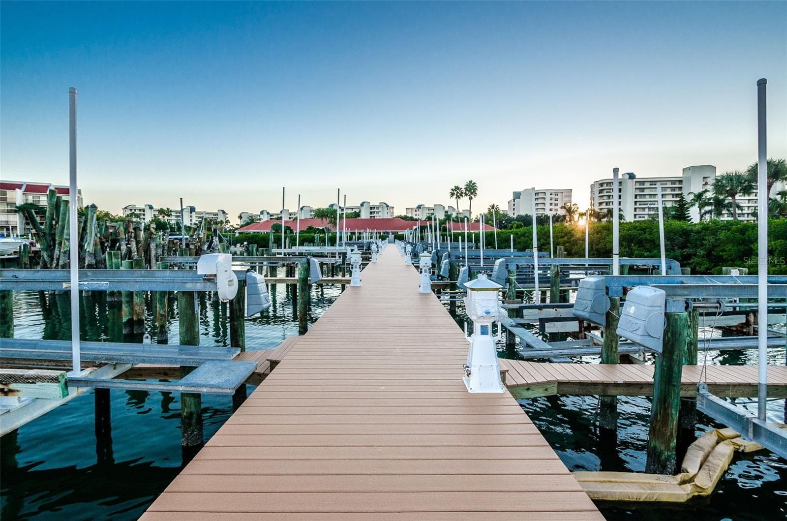 Marina Perfect for Boating Enthusiasts! - 7979 SAILBOAT KEY BLVD S #205, SOUTH PASADENA