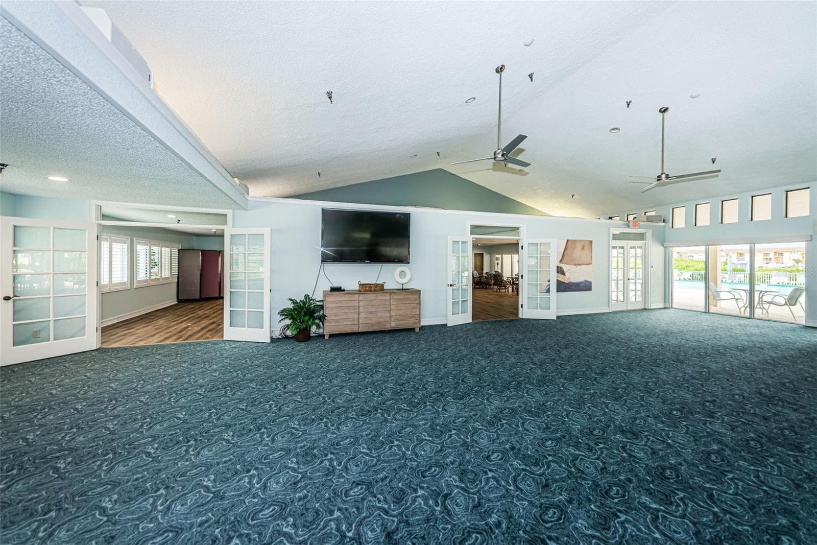 Clubhouse Meeting Room - 7979 SAILBOAT KEY BLVD S #205, SOUTH PASADENA