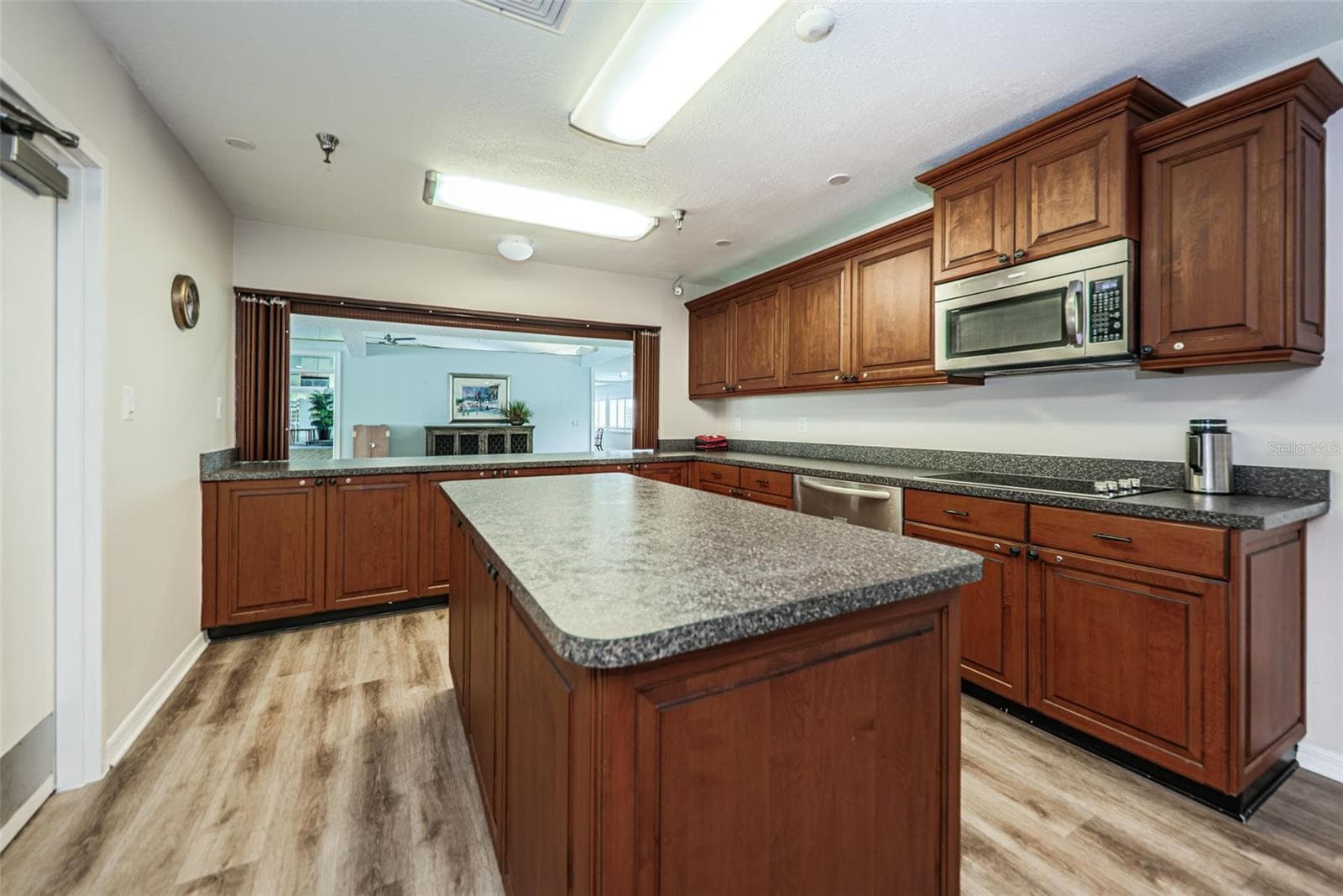 Clubhouse Kitchen - 7979 SAILBOAT KEY BLVD S #205, SOUTH PASADENA