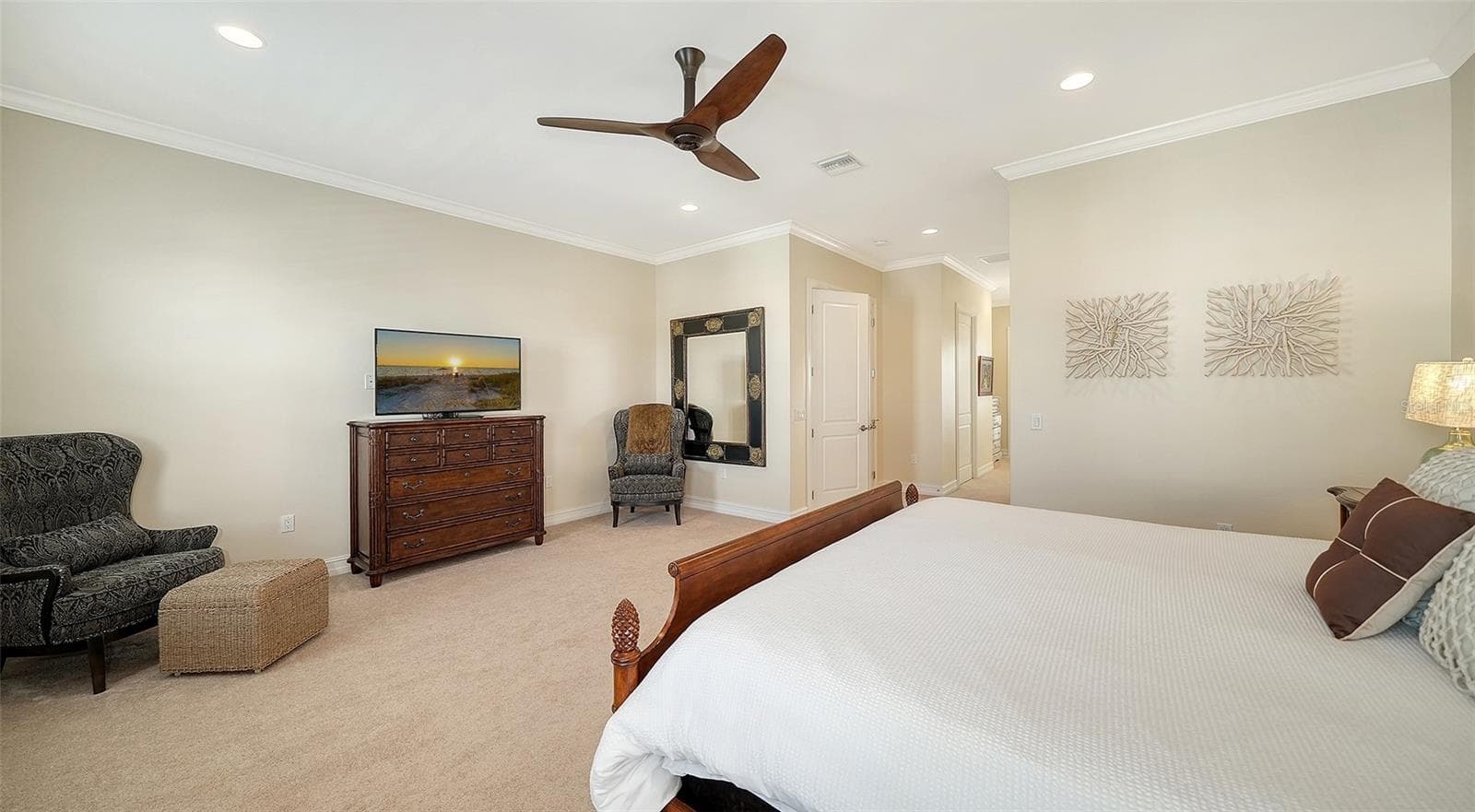 Single Family Residence at 605 N POINT DR, HOLMES BEACH, photo 61 of 92