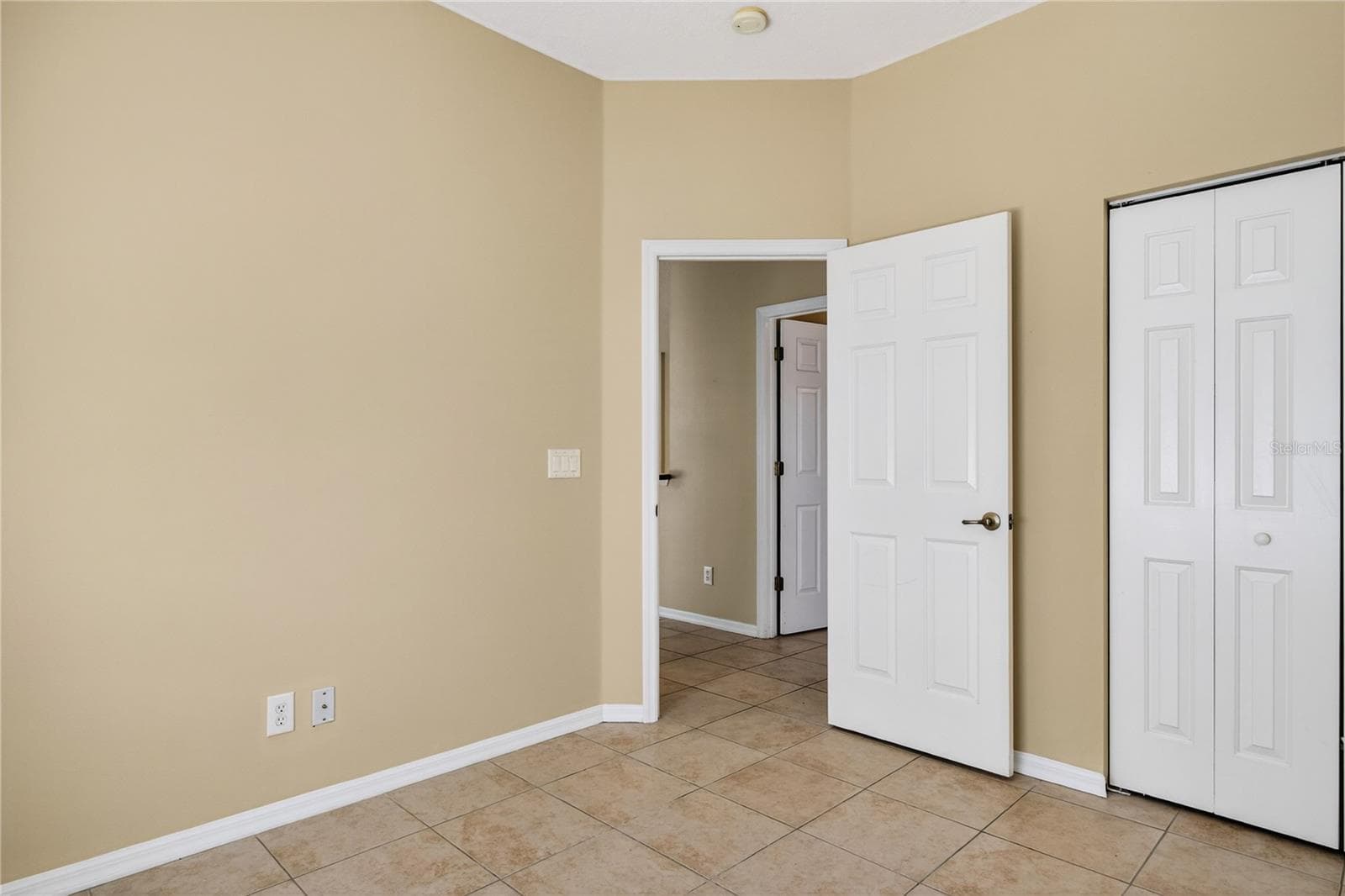 BEDROOM 2 - 28931 BEAUCLAIRE DR, TAVARES