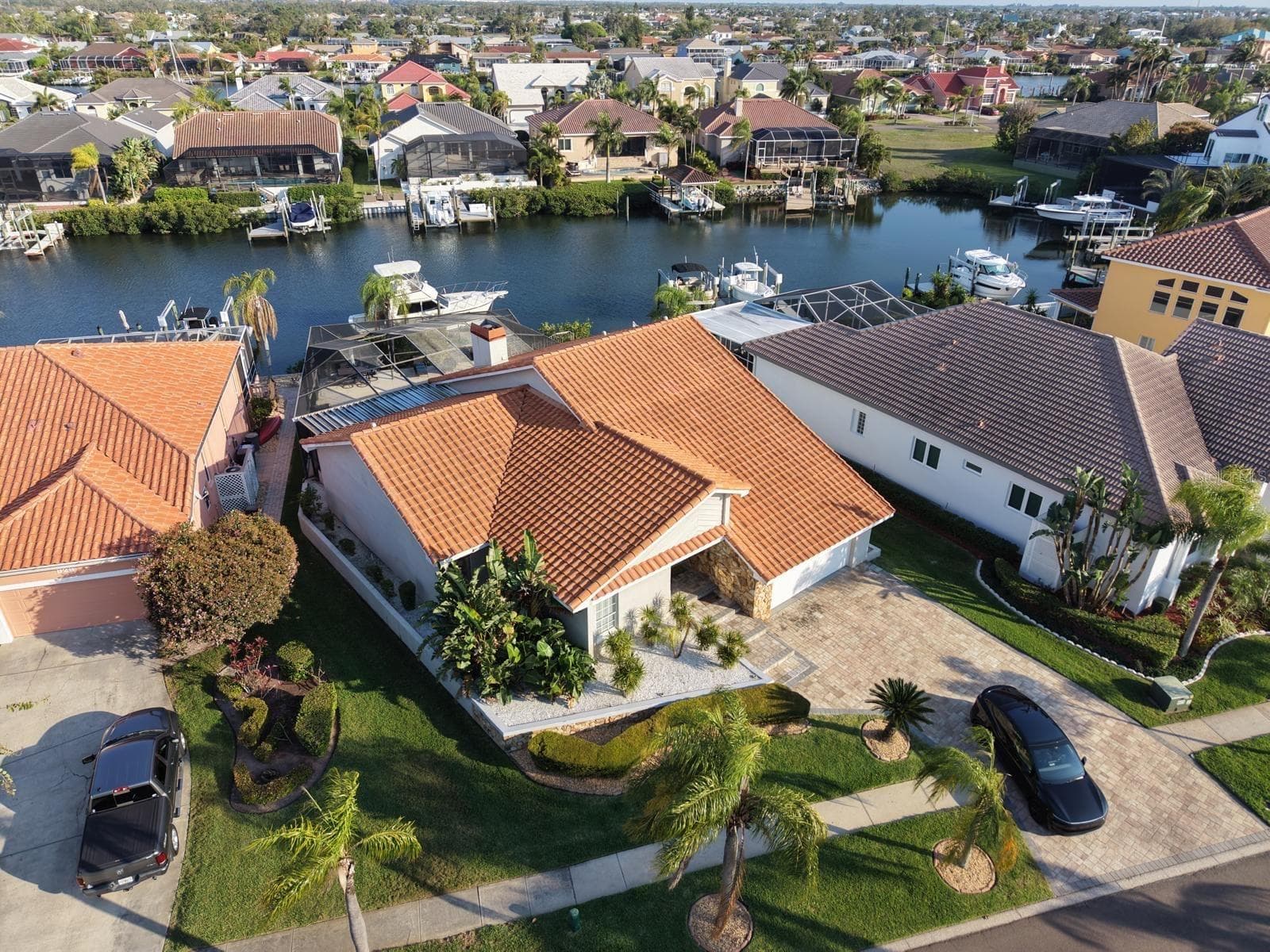 Single Family Residence at 930 SYMPHONY ISLES BLVD, APOLLO BEACH, photo 2 of 38