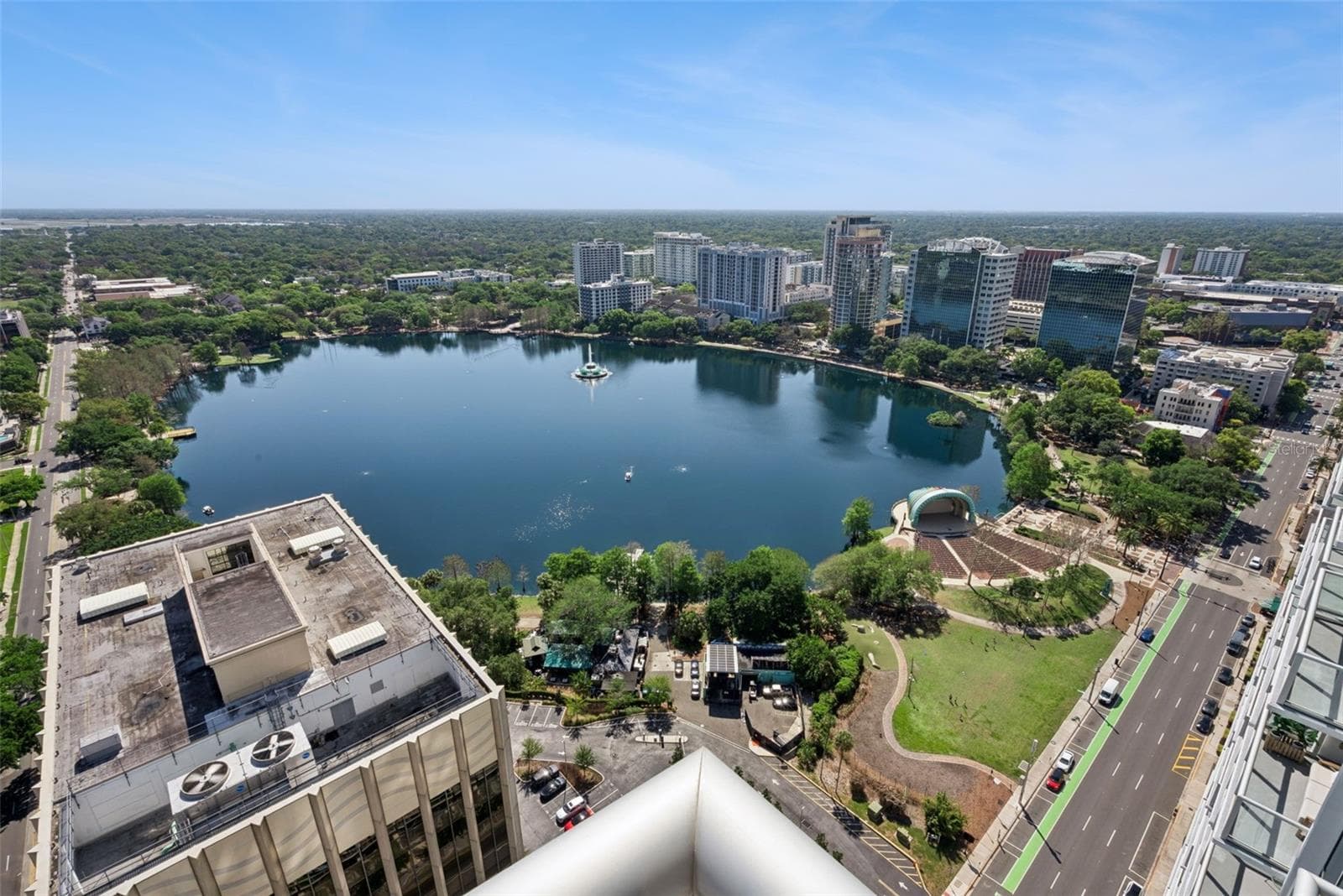 Condominium at 150 E ROBINSON ST #2709, ORLANDO, photo 32 of 77