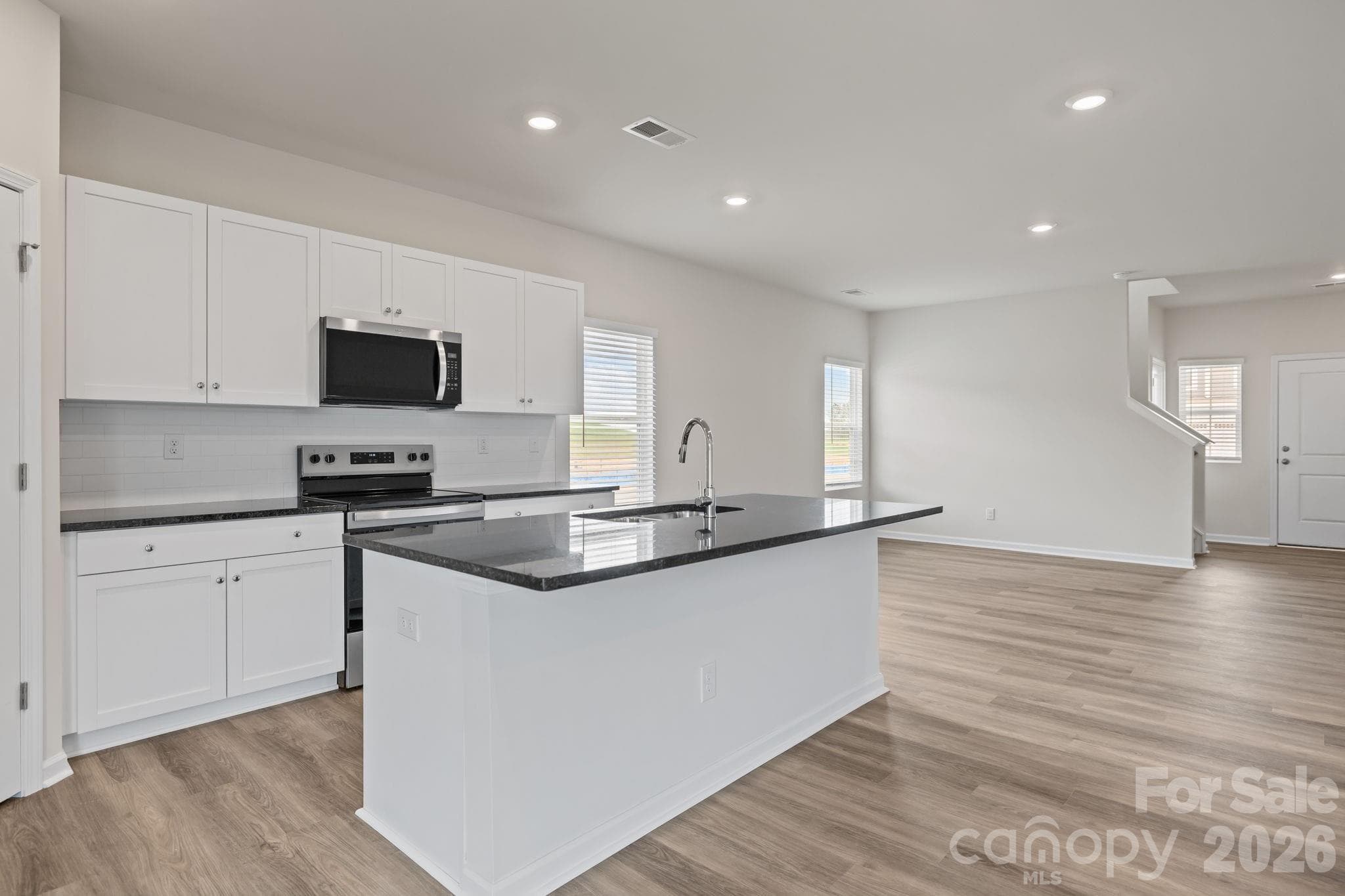 Granite countertops - 1253 Marble Passage, Richburg