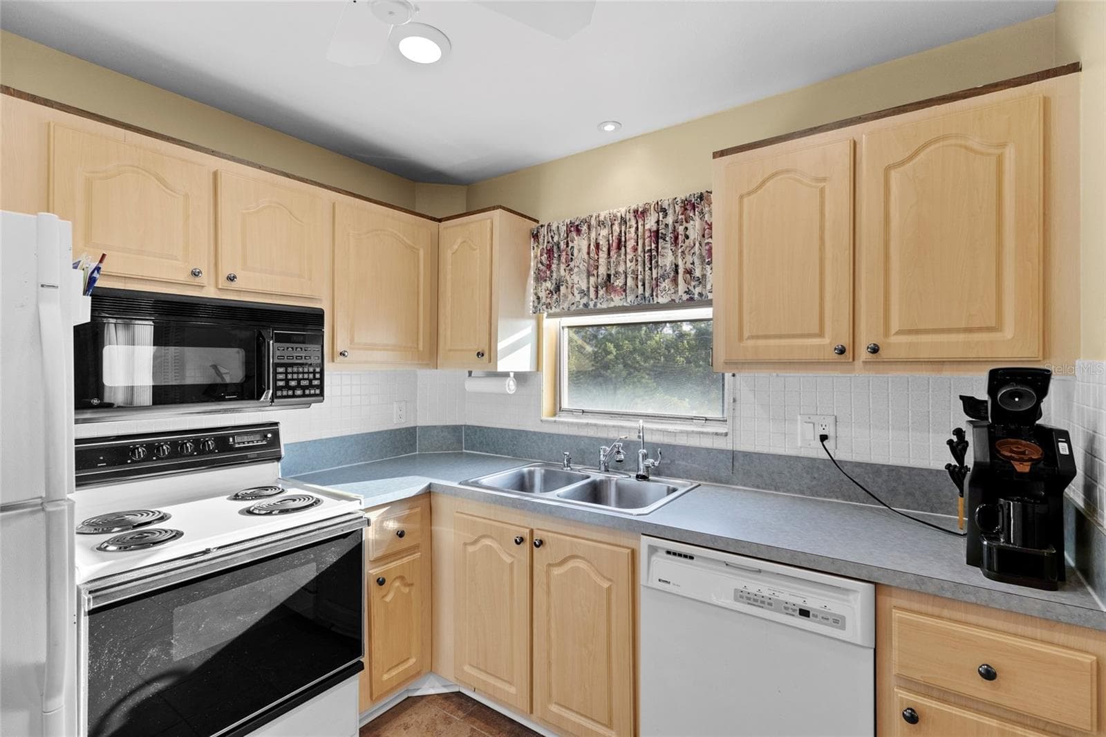 Condominium at 4210 IRONWOOD CIR #308J, BRADENTON, photo 29 of 59