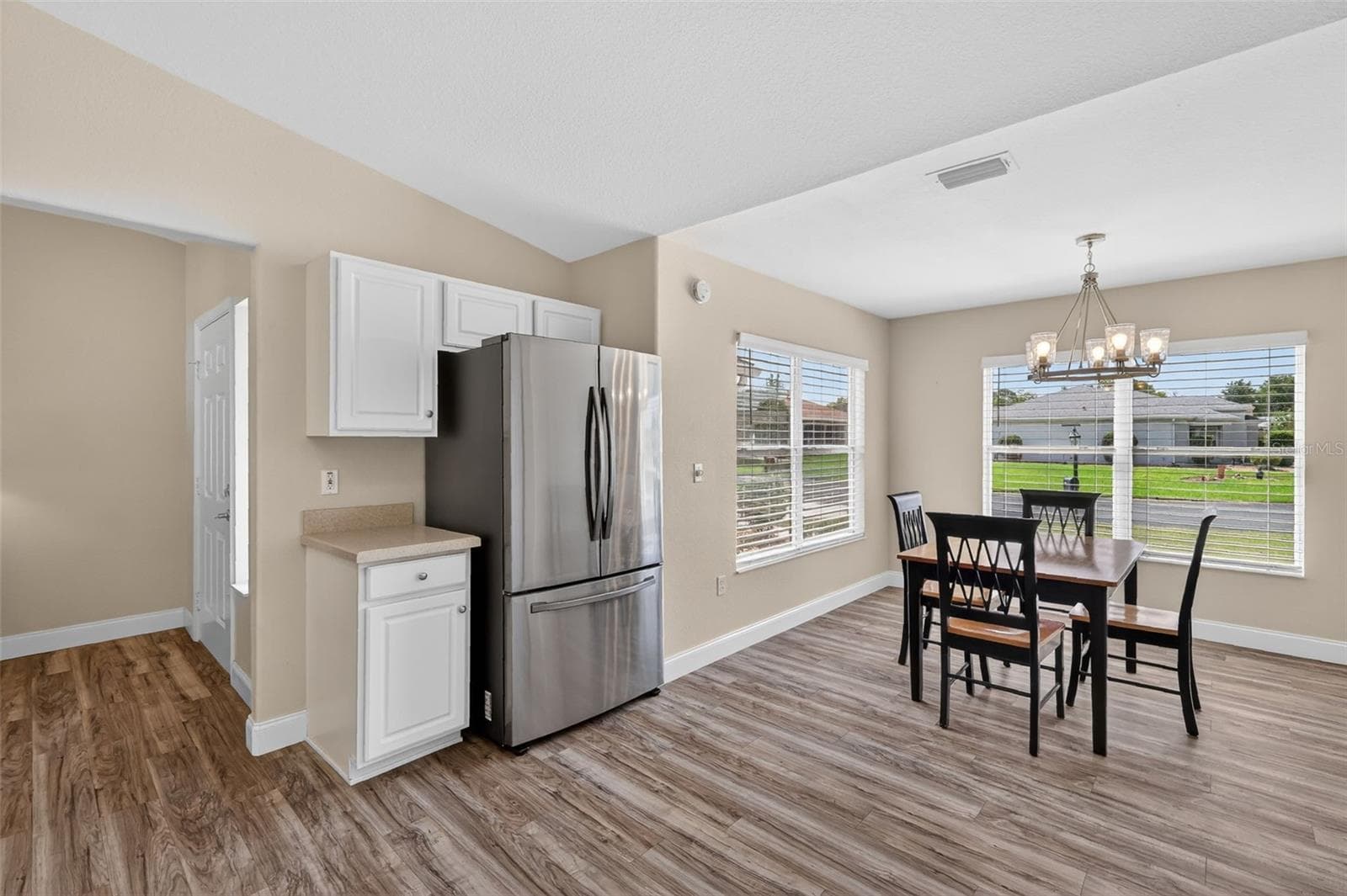 Newer appliances (Furniture pieces available separately) - 13811 SE 85TH CIR, SUMMERFIELD