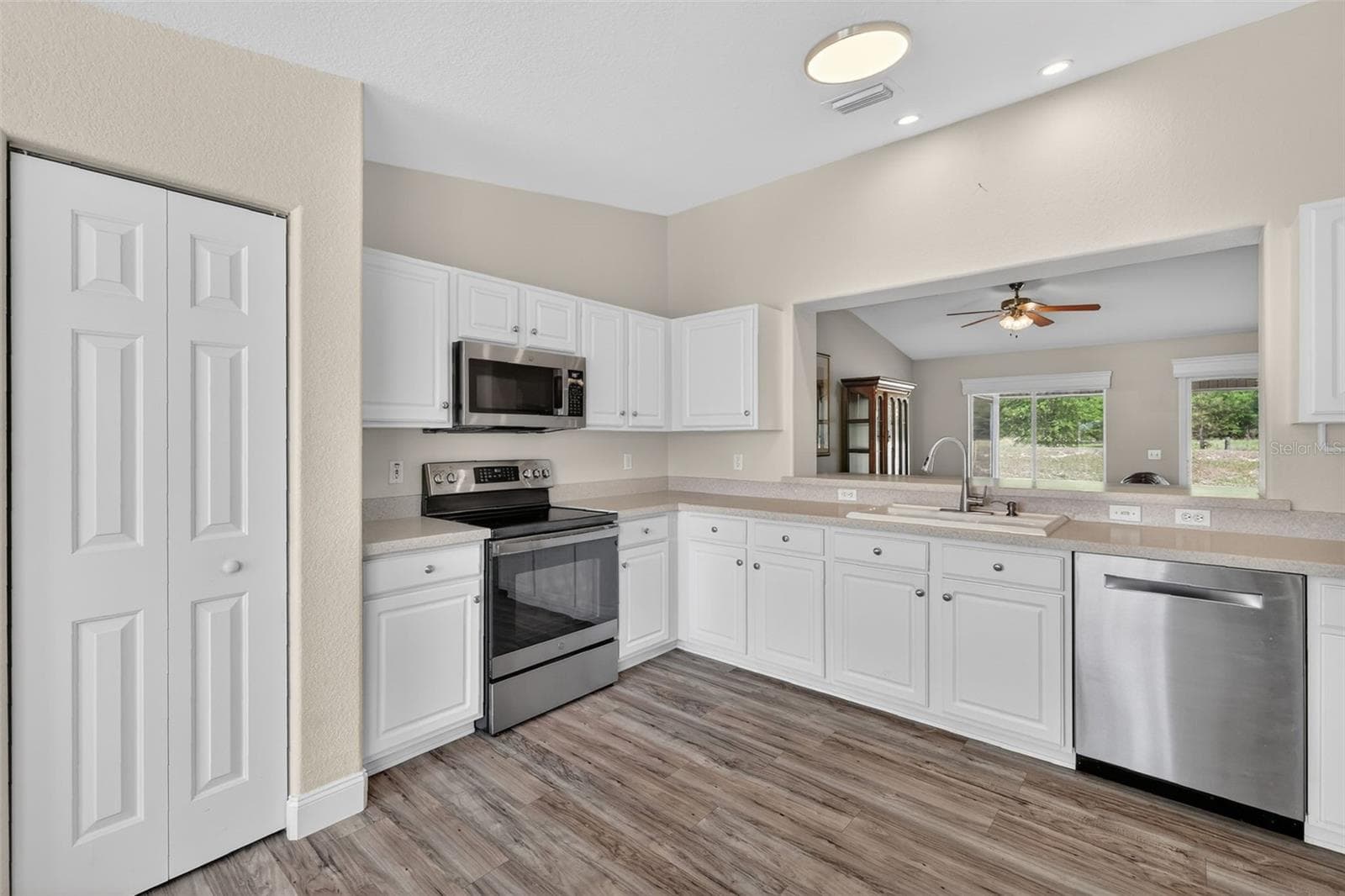 Single Family Residence at 13811 SE 85TH CIR, SUMMERFIELD, photo 15 of 31