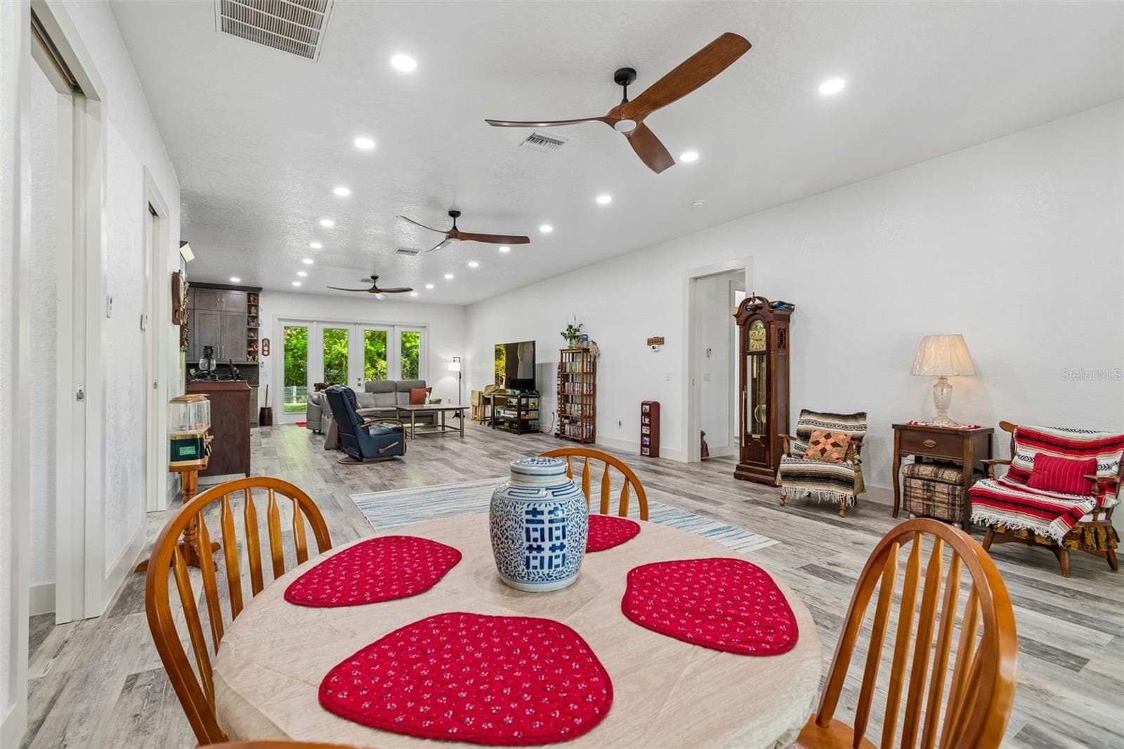 Single Family Residence at 4300 CR 673, BUSHNELL, photo 12 of 100