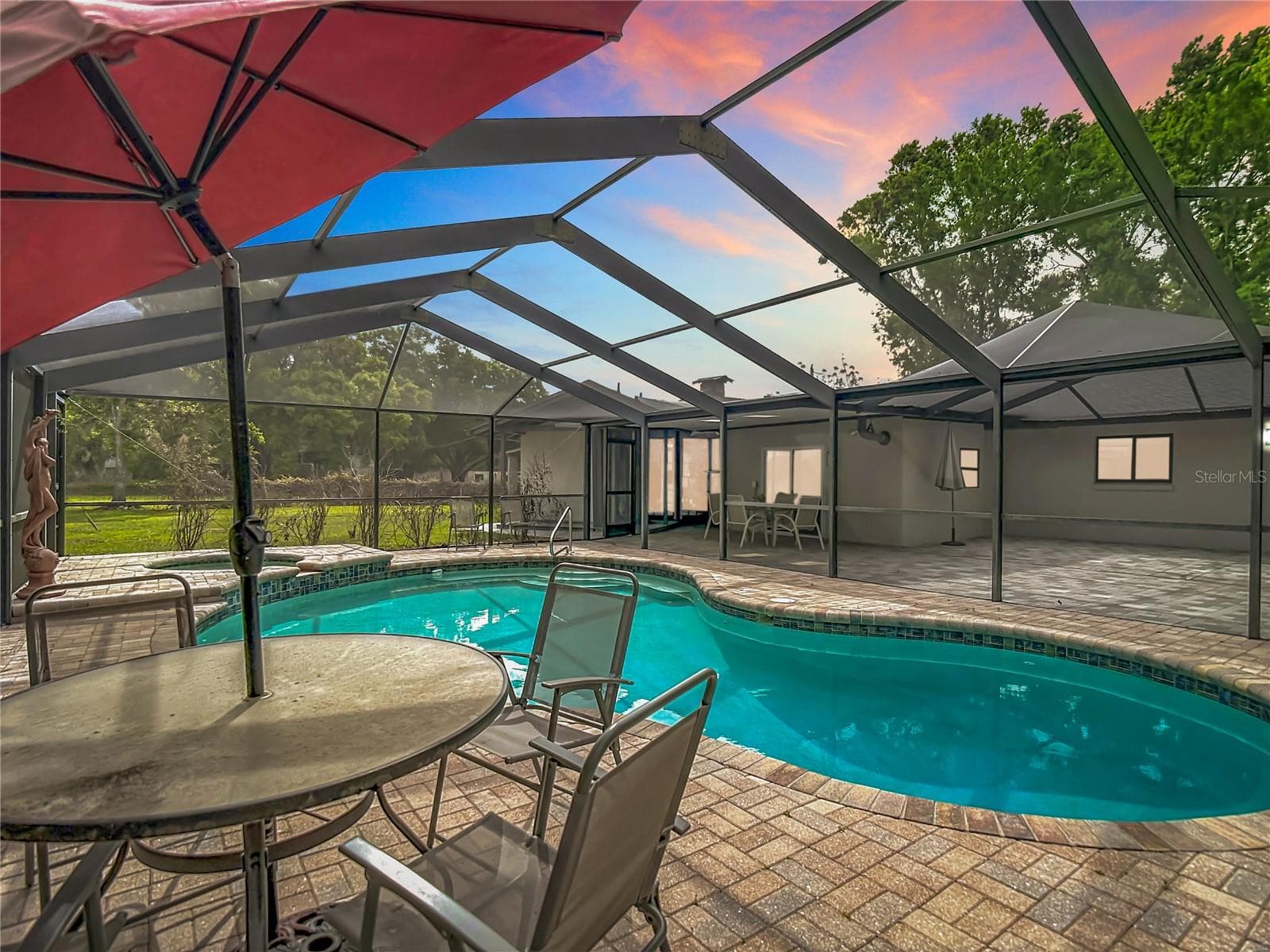 Pool/spa - 216 CORBETT RD, LITHIA