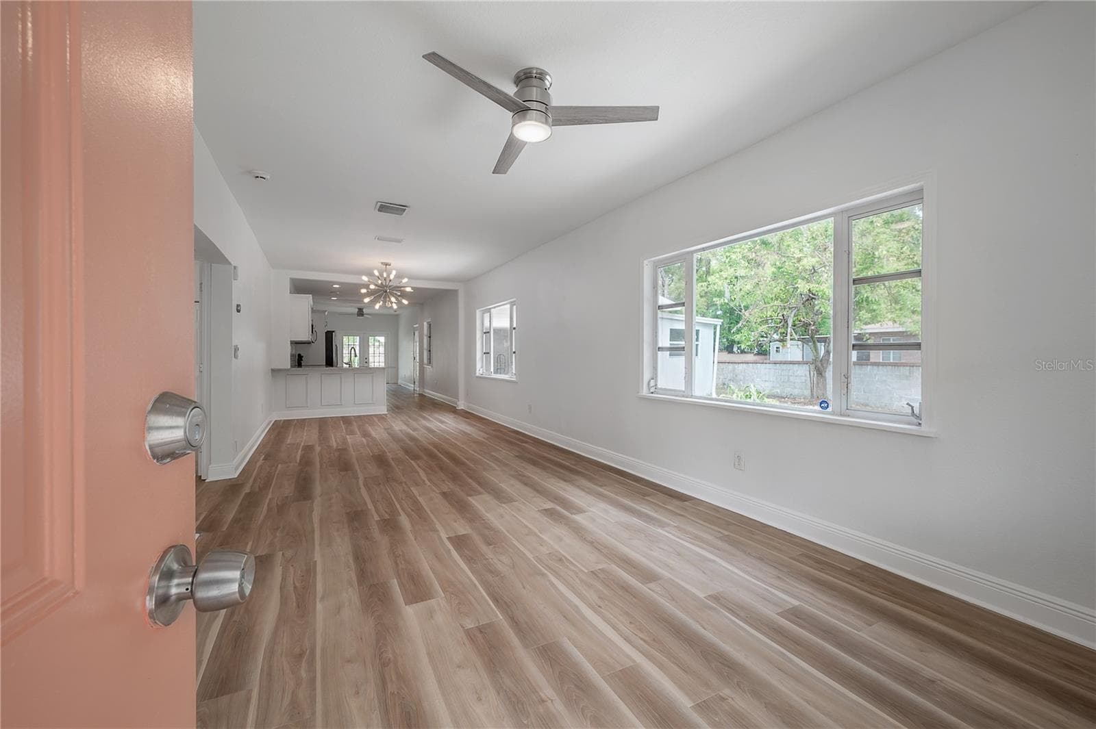 Single Family Residence at 4206 N DOWNING AVE, TAMPA, photo 5 of 41