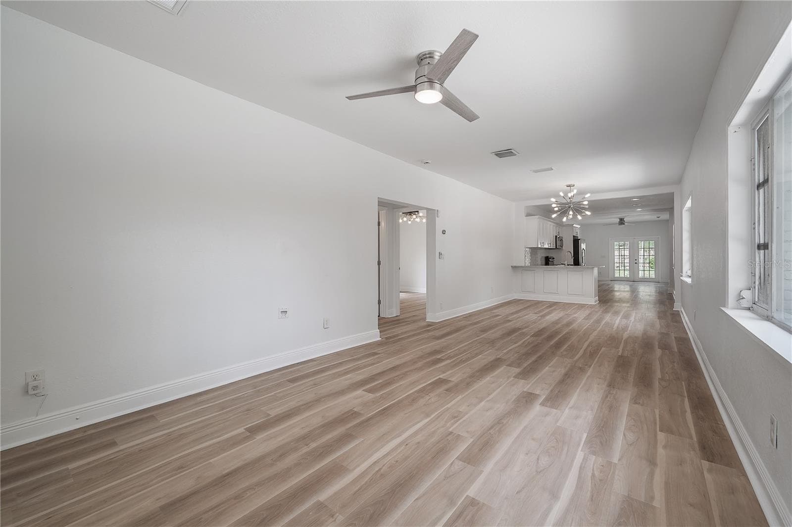 Single Family Residence at 4206 N DOWNING AVE, TAMPA, photo 6 of 41