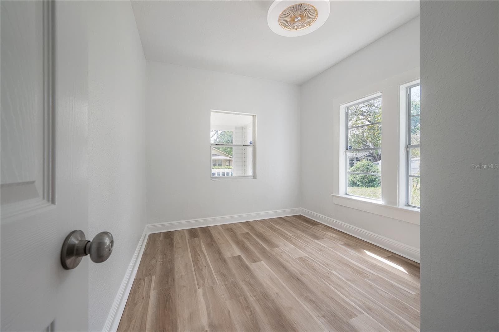 Single Family Residence at 4206 N DOWNING AVE, TAMPA, photo 8 of 41