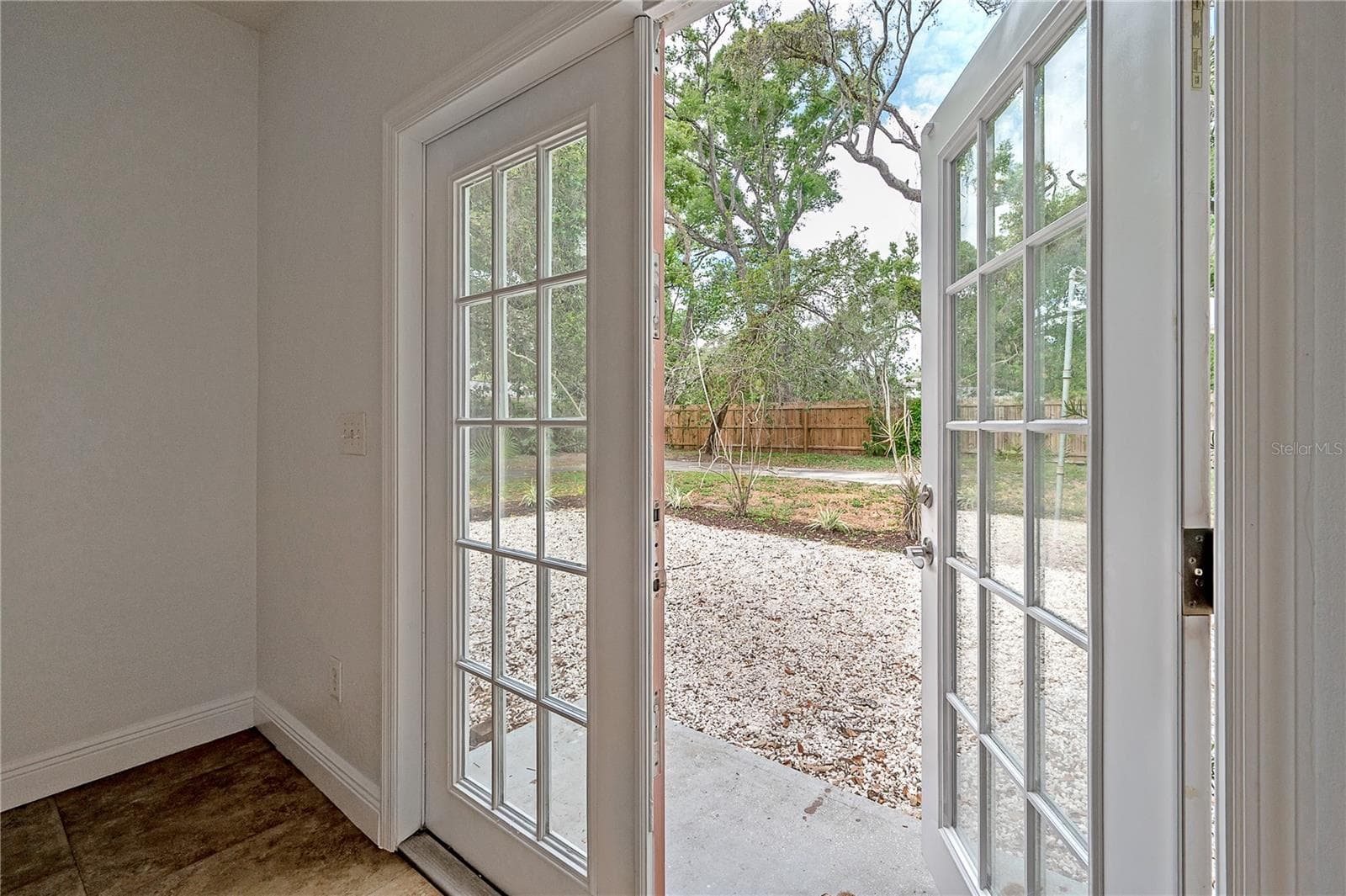 Single Family Residence at 4206 N DOWNING AVE, TAMPA, photo 24 of 41