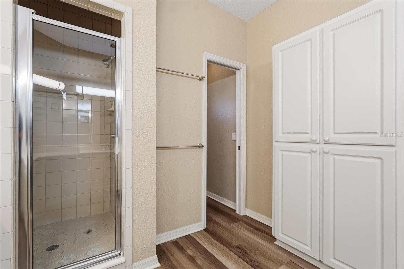 Single Family Residence at 1075 MOTORCOACH DR, POLK CITY, photo 12 of 26