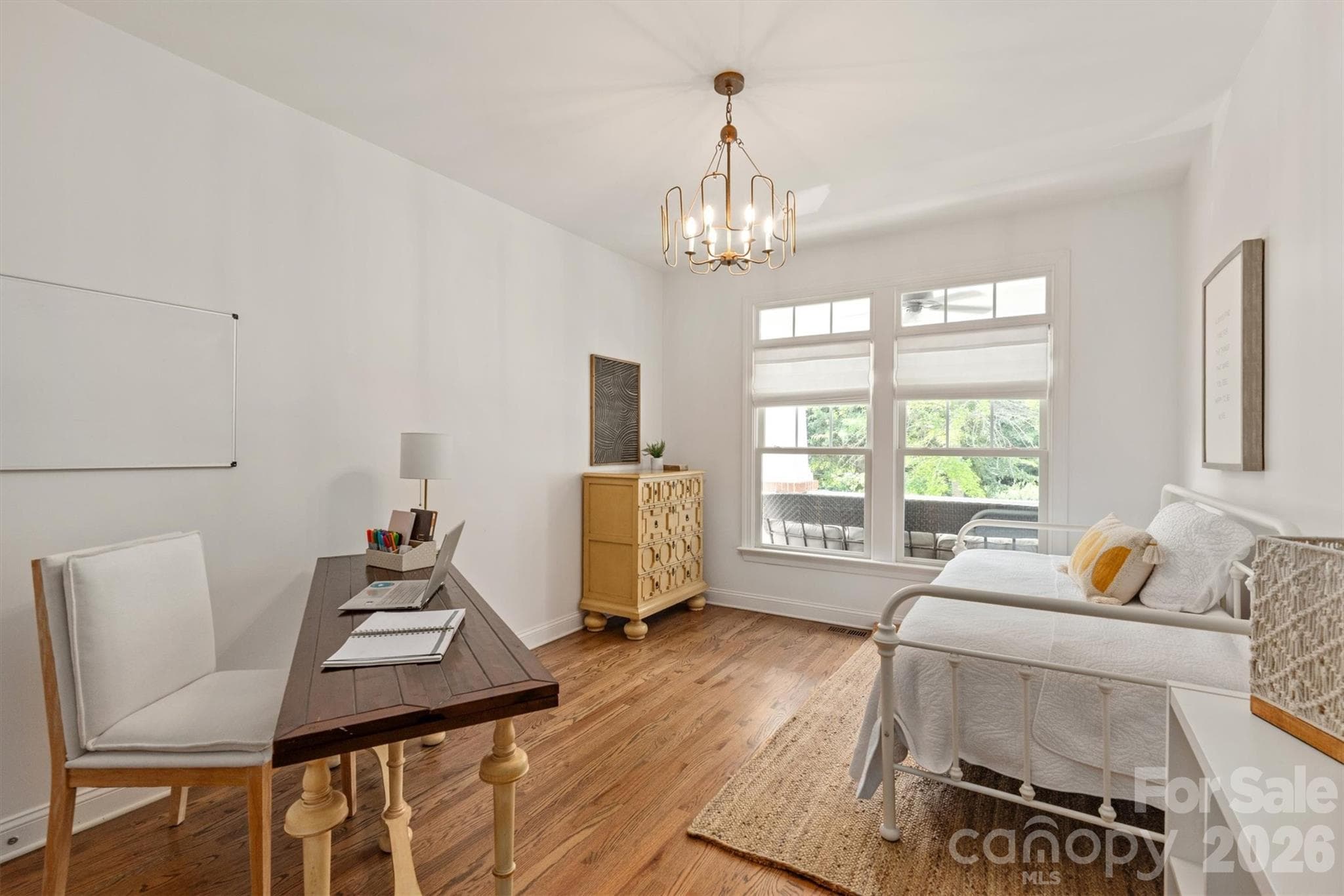 Guest bedroom on the main floor - 869 Stratford Run Drive, Fort Mill