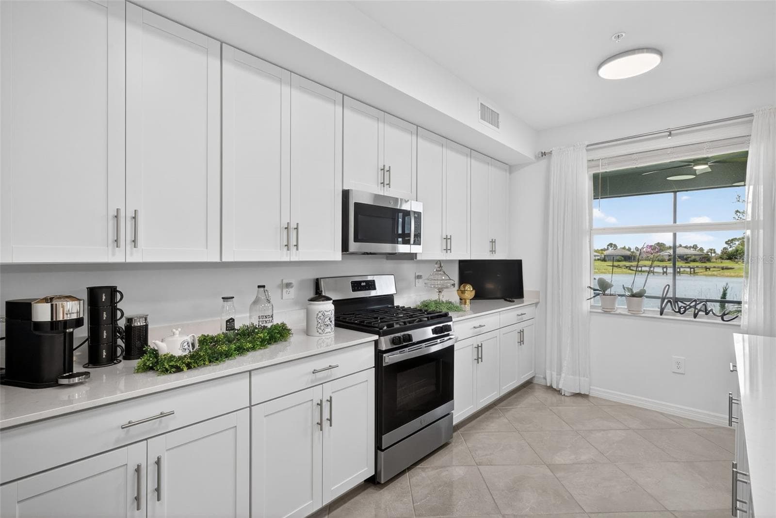 Condominium at 43250 WATER BIRD WAY #5911, PUNTA GORDA, photo 10 of 56