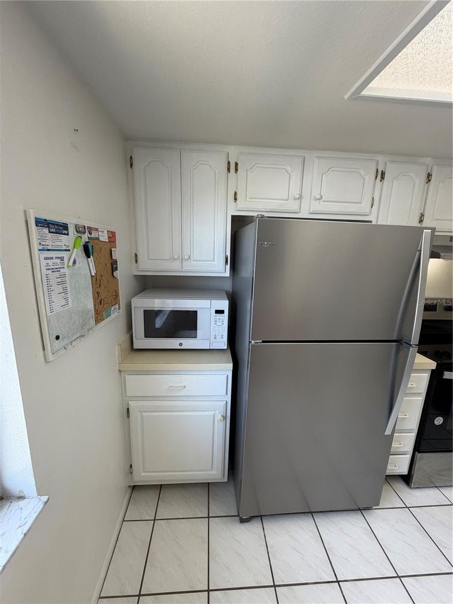 Condominium at 204 WINDWARD PL #36, OLDSMAR, photo 6 of 38